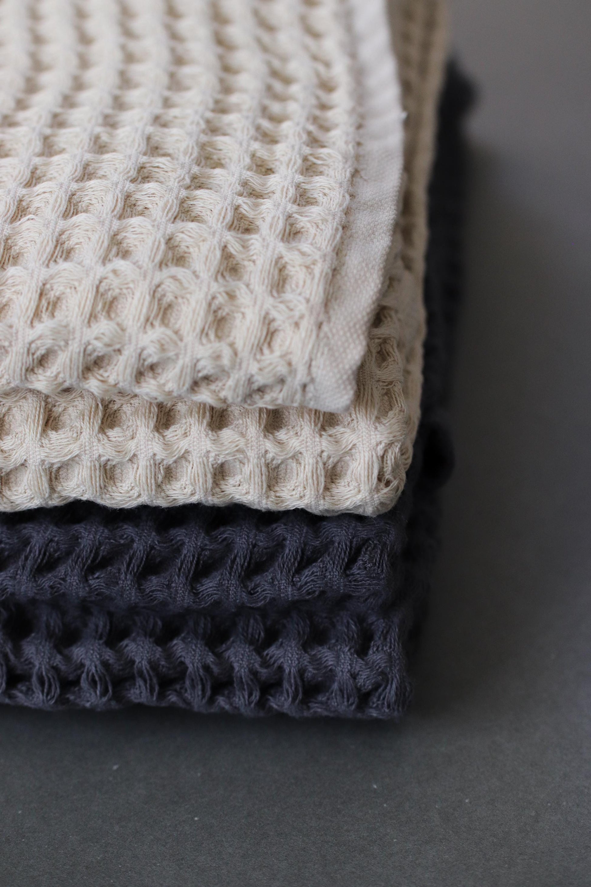 Just-U Turkish Cotton Slim Bath Towel (charcoal) | Imabari Craft Waffle Towel | Soft & Absorbent | Sauna, Gym, Travel