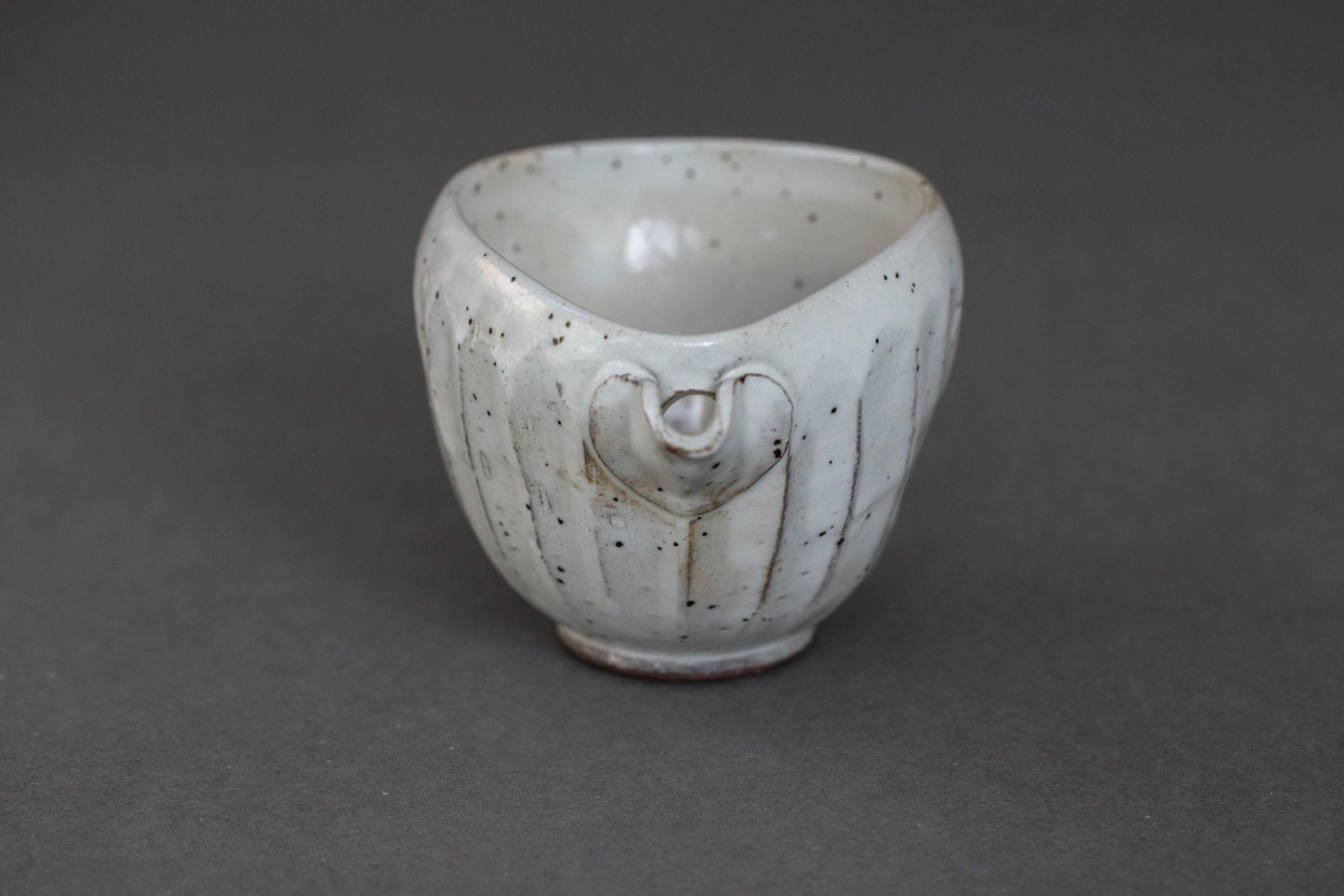 Handmade Japanese Tokkuri Sake Carafe | Kohiki White Ceramic Bottle | One of a Kind Pottery | Wabi Sabi Tableware | 280ml