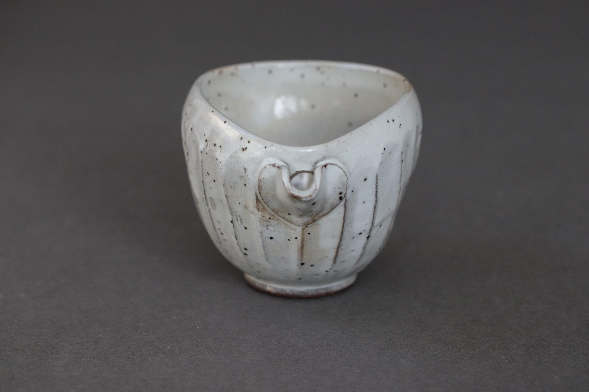 Handmade Japanese Tokkuri Sake Carafe | Kohiki White Ceramic Bottle | One of a Kind Pottery | Wabi Sabi Tableware | 280ml
