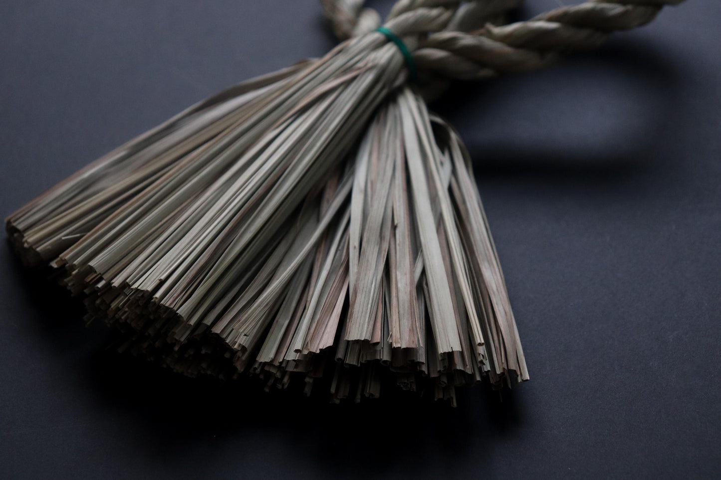 Heart Shimenawa Wreath (30cm) | Japanese Rope Decor | Minimal Natural Ikigusa