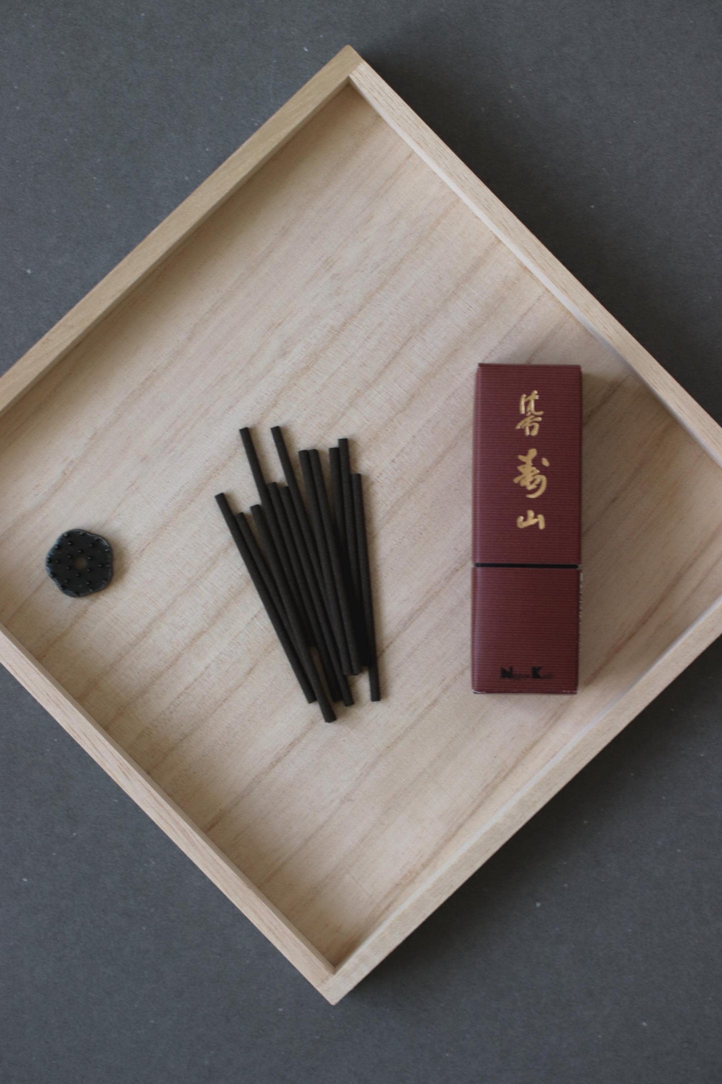 Nippon Kodo Japanese Agarwood Incense | Jinko “Juzan” Short Sticks (24) + Holder | Sandalwood & Herbs | Zen Meditation