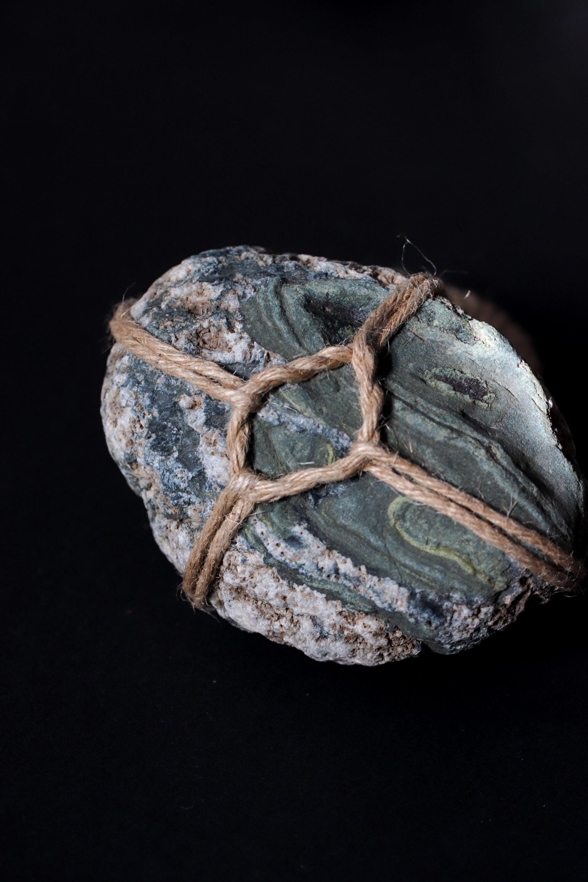 Sekimori-ishi Guardian Stone, Natural Green&White River Stone from Japan, Hand-Tied with Natural Fiber Rope,Zen Ritual Object, One-of-a-Kind