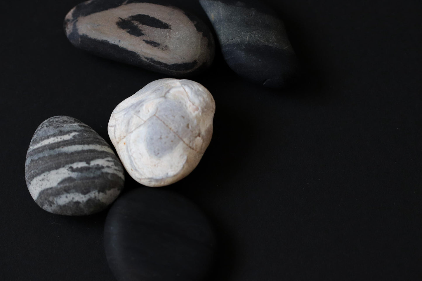 Silent Fragments — Edition 01: Monochrome | Art of Time Tsugaru Stones & Ancient Manuscripts | Set of 5 Hand-Selected Japanese Stones