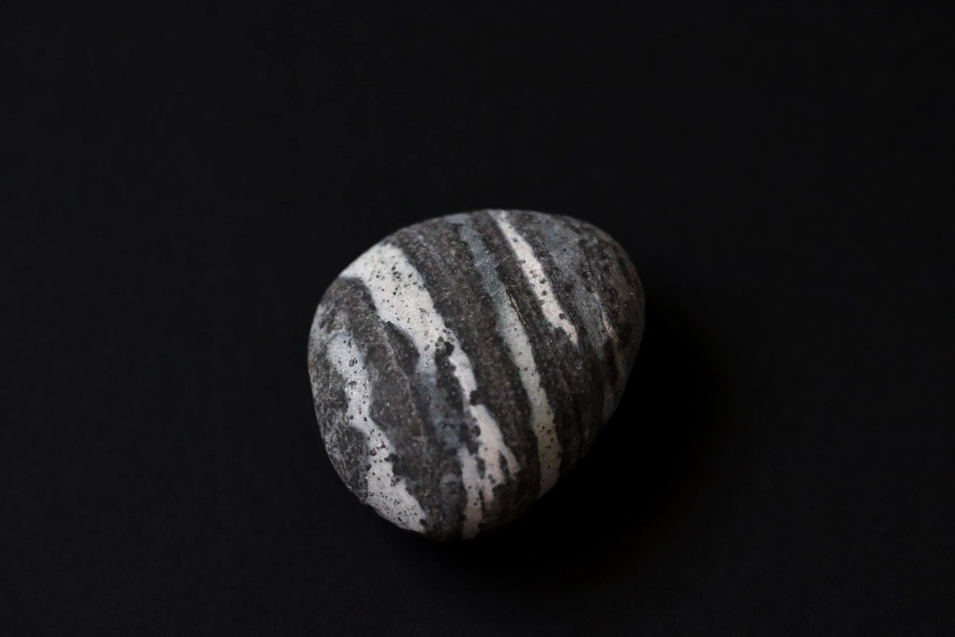 Silent Fragments — Edition 01: Monochrome | Art of Time Tsugaru Stones & Ancient Manuscripts | Set of 5 Hand-Selected Japanese Stones