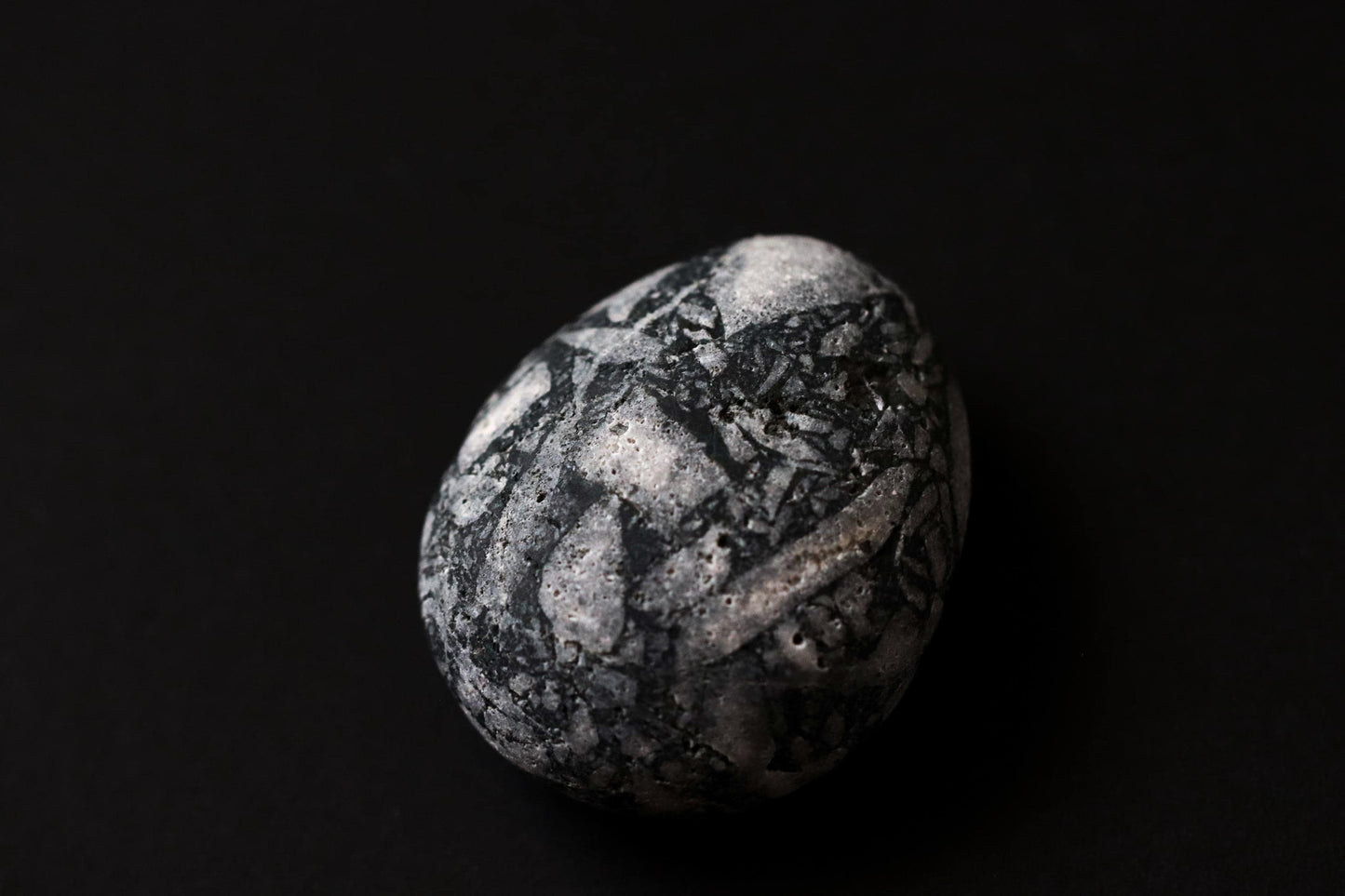 Silent Fragments — Edition 01: Monochrome | Art of Time Tsugaru Stones & Ancient Manuscripts | Set of 5 Hand-Selected Japanese Stones