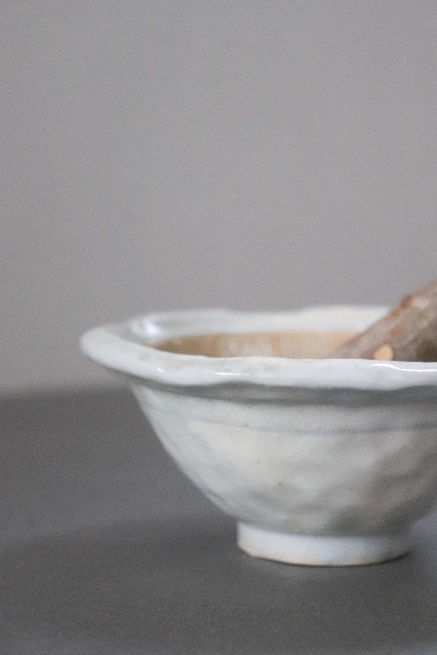 Japanese Shirokohiki Ceramic Mortar and Pestle Set | Handmade Suribachi Bowl | Seto Ware | Wabi-Sabi Kitchen Tool