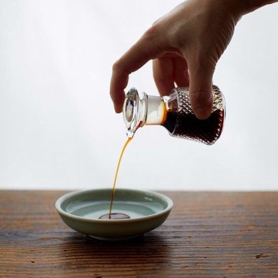 Japanese Glass Soy Sauce Dispenser 140ml | Handmade Shoyu Cruet | Drip-Resistant Soy Sauce Bottle | Mizusaki Glass Japan