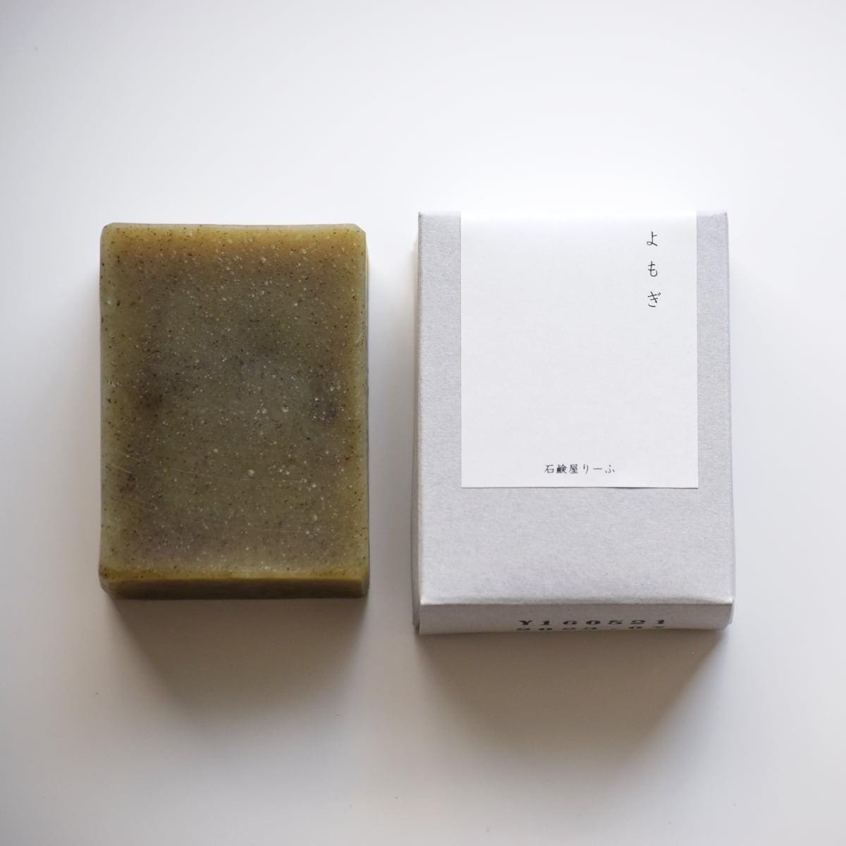 Japanese Yomogi Herbal Soap – Traditional Handmade Mugwort Soap, Unscented Botanical Skincare Bar, Cold Process, Made in Japan