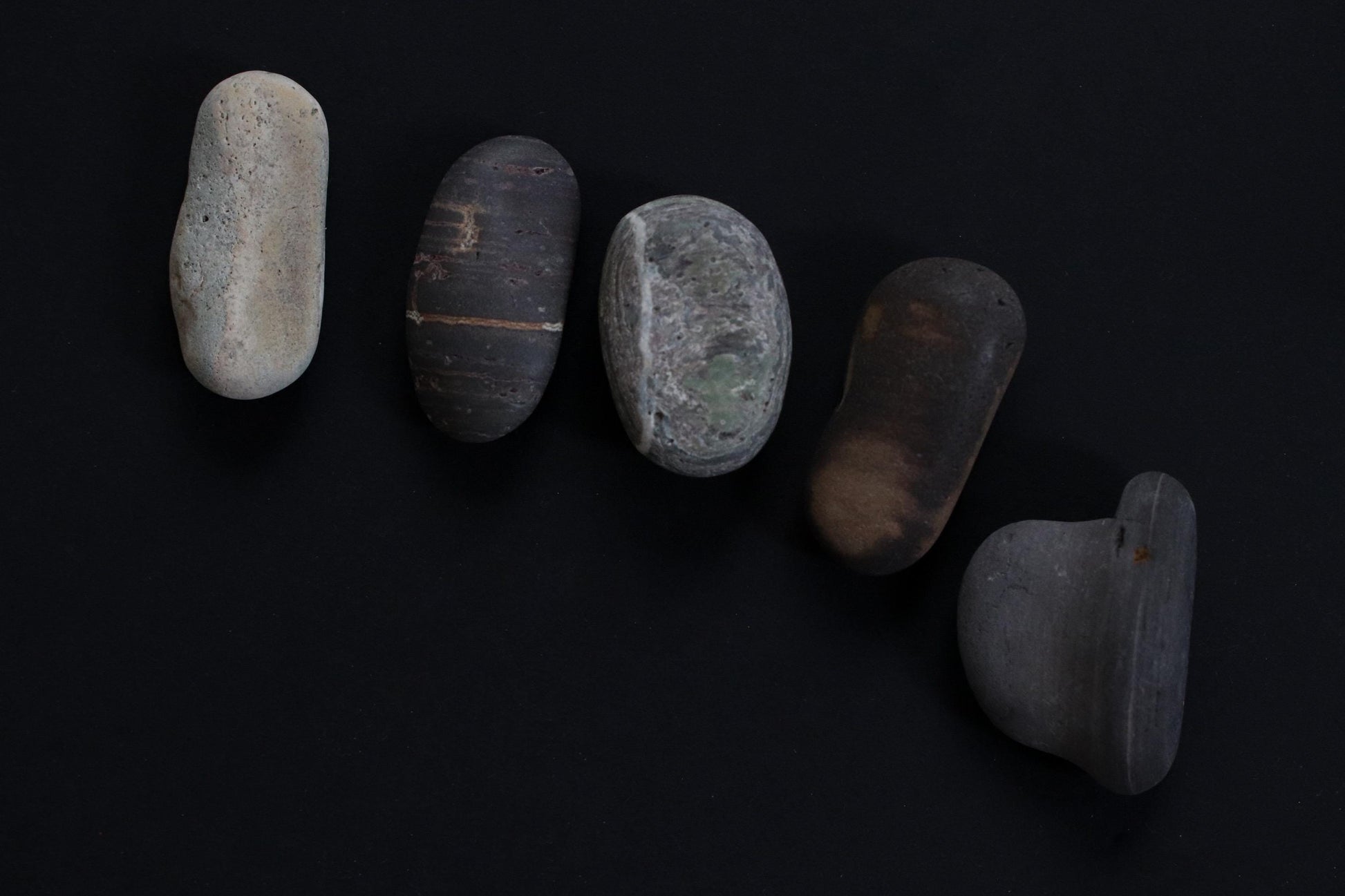 Silent Fragments — Edition 02: Brown (Daichi) | Art of Time Tsugaru Stones & Ancient Manuscripts | Set of 5 Hand-Selected Japanese Stones