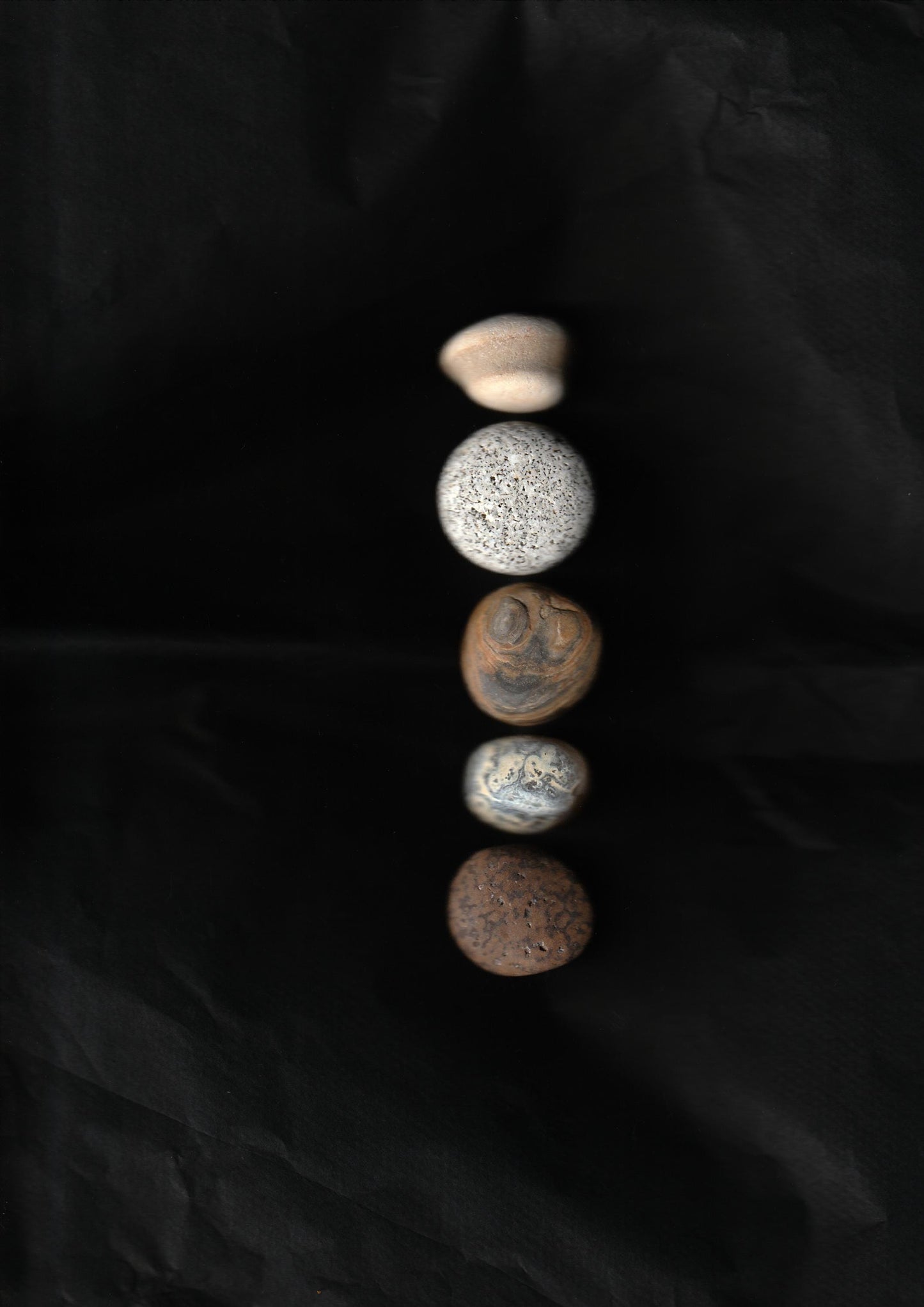 Silent Fragments — Edition 02: Brown (Daichi) | Art of Time Tsugaru Stones & Ancient Manuscripts | Set of 5 Hand-Selected Japanese Stones