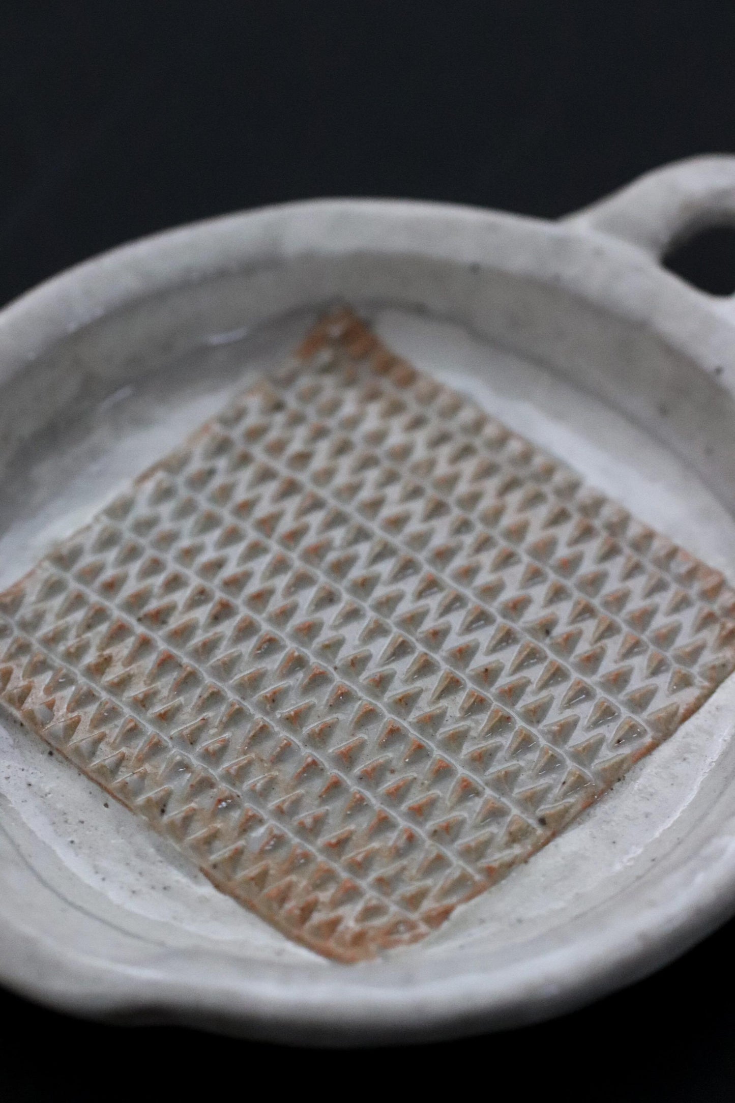 Japanese Shirokohiki Ceramic Grater | Handmade Orishiki Grater Plate | Seto Ware Kitchen Tool | Wabi-Sabi Cooking Tool