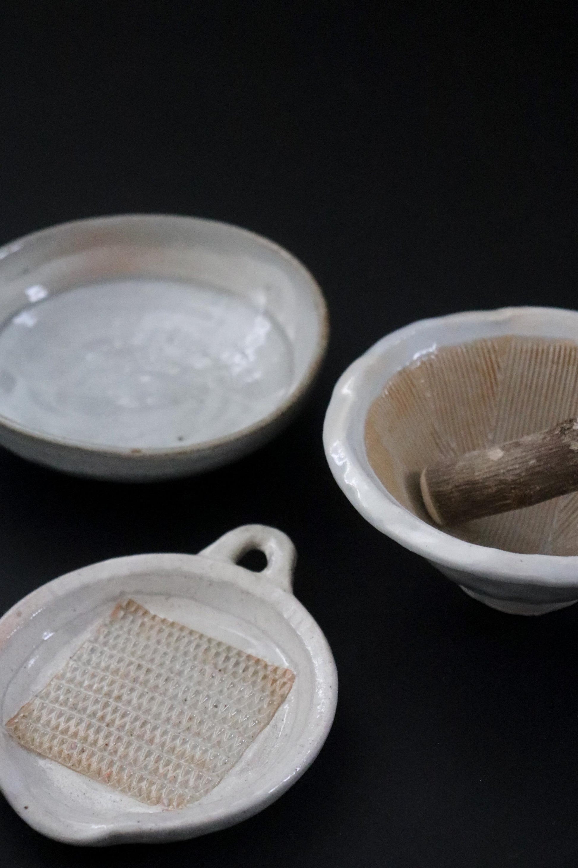 Japanese Shirokohiki Ceramic Mortar and Pestle Set | Handmade Suribachi Bowl | Seto Ware | Wabi-Sabi Kitchen Tool