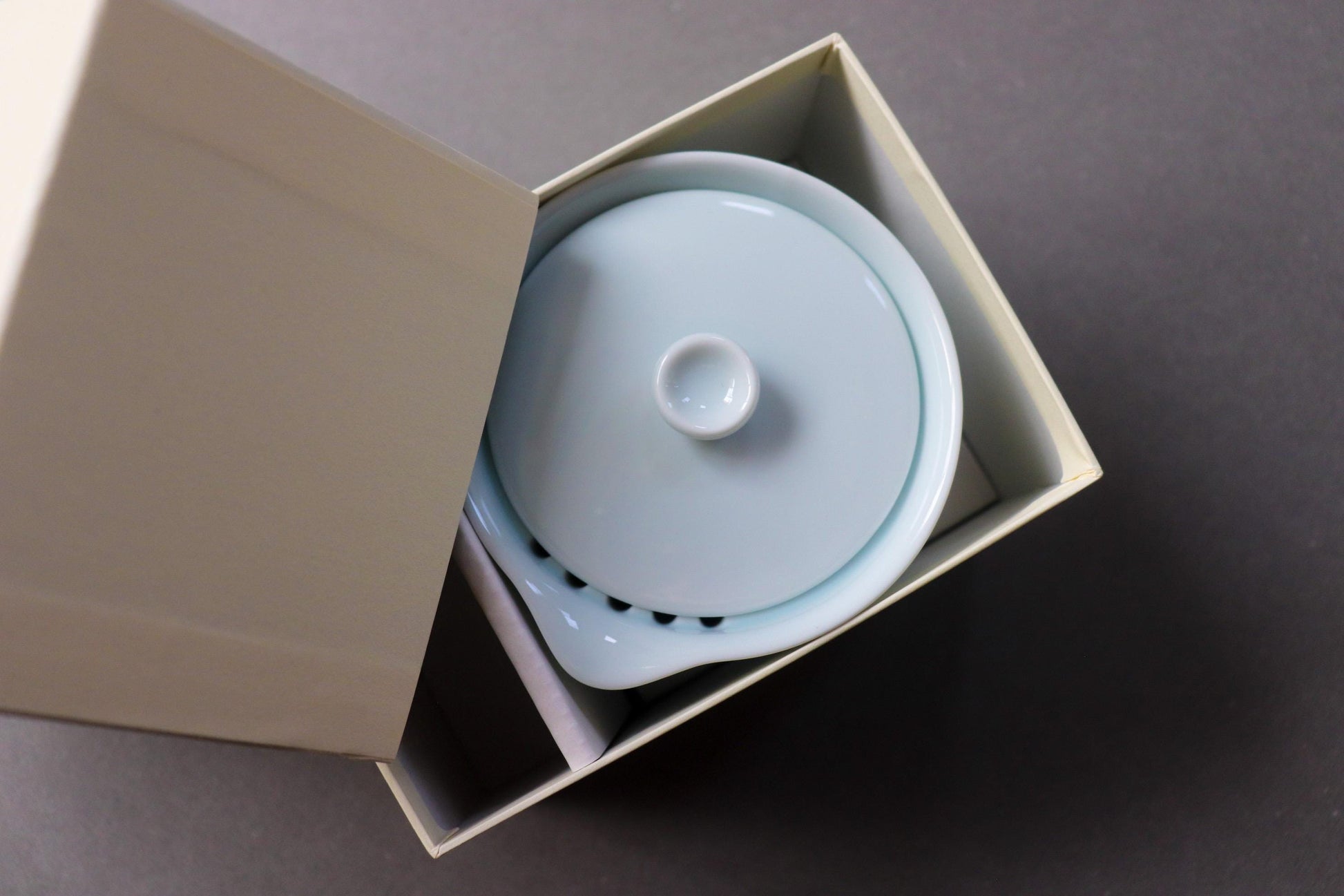 Japanese Seihaku Porcelain Houhin Teapot with Gift Box, Minimalist Blue-White Tea Pot, 160cc Mino Ware Kyusu, Made in Japan