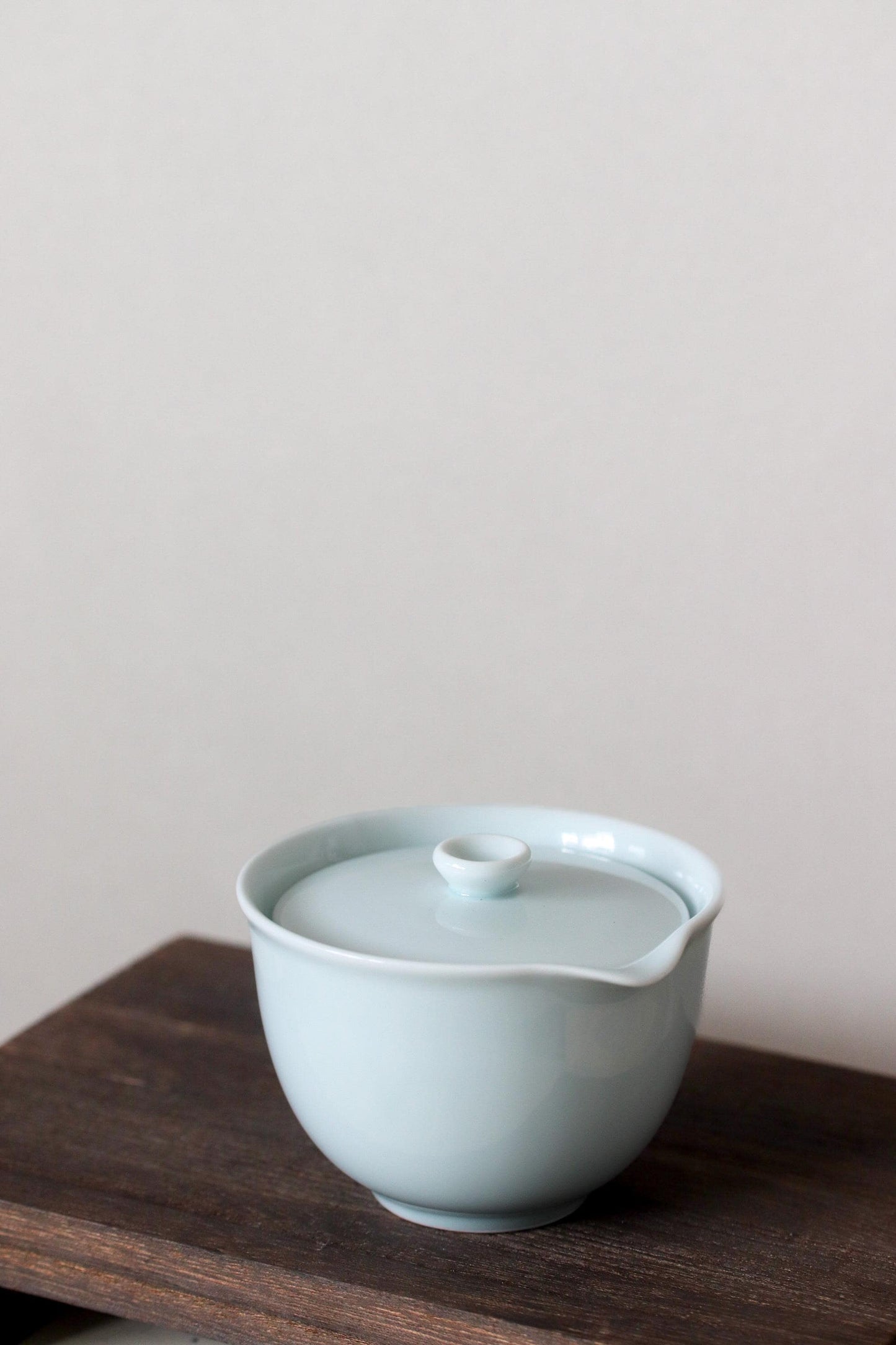 Japanese Seihaku Porcelain Houhin Teapot with Gift Box, Minimalist Blue-White Tea Pot, 160cc Mino Ware Kyusu, Made in Japan
