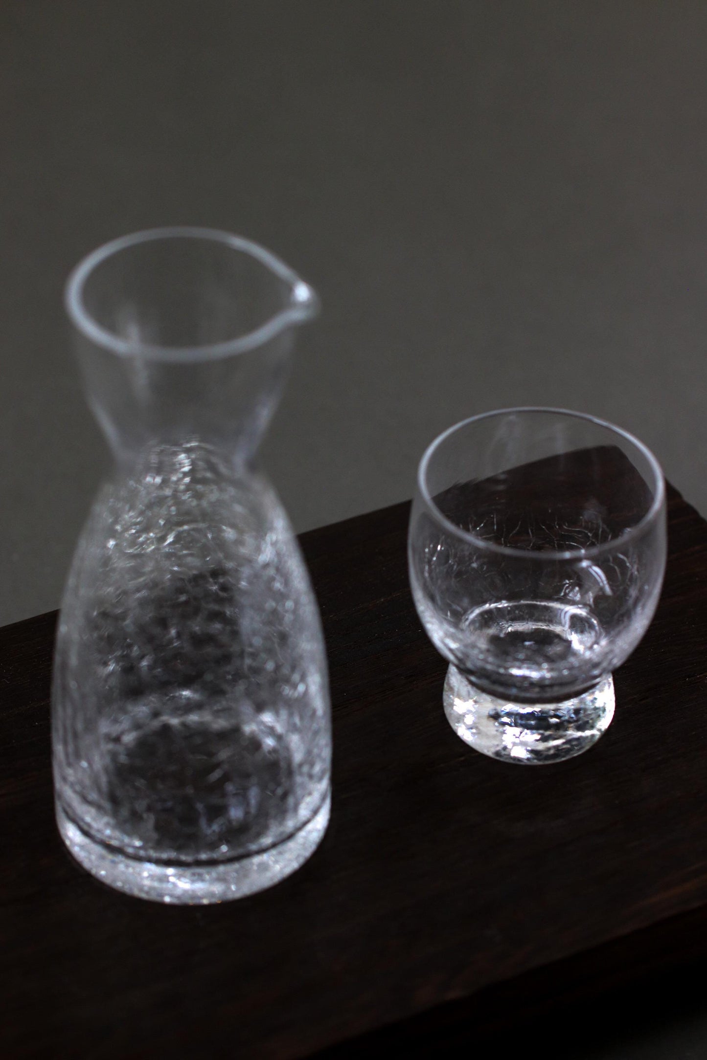 Luxury Japanese Hibi Glass Sake Set, Cracked Ice Tokkuri & Guinomi, Artisan Glassware, Elegant Cold Sake Carafe, Made in Japan
