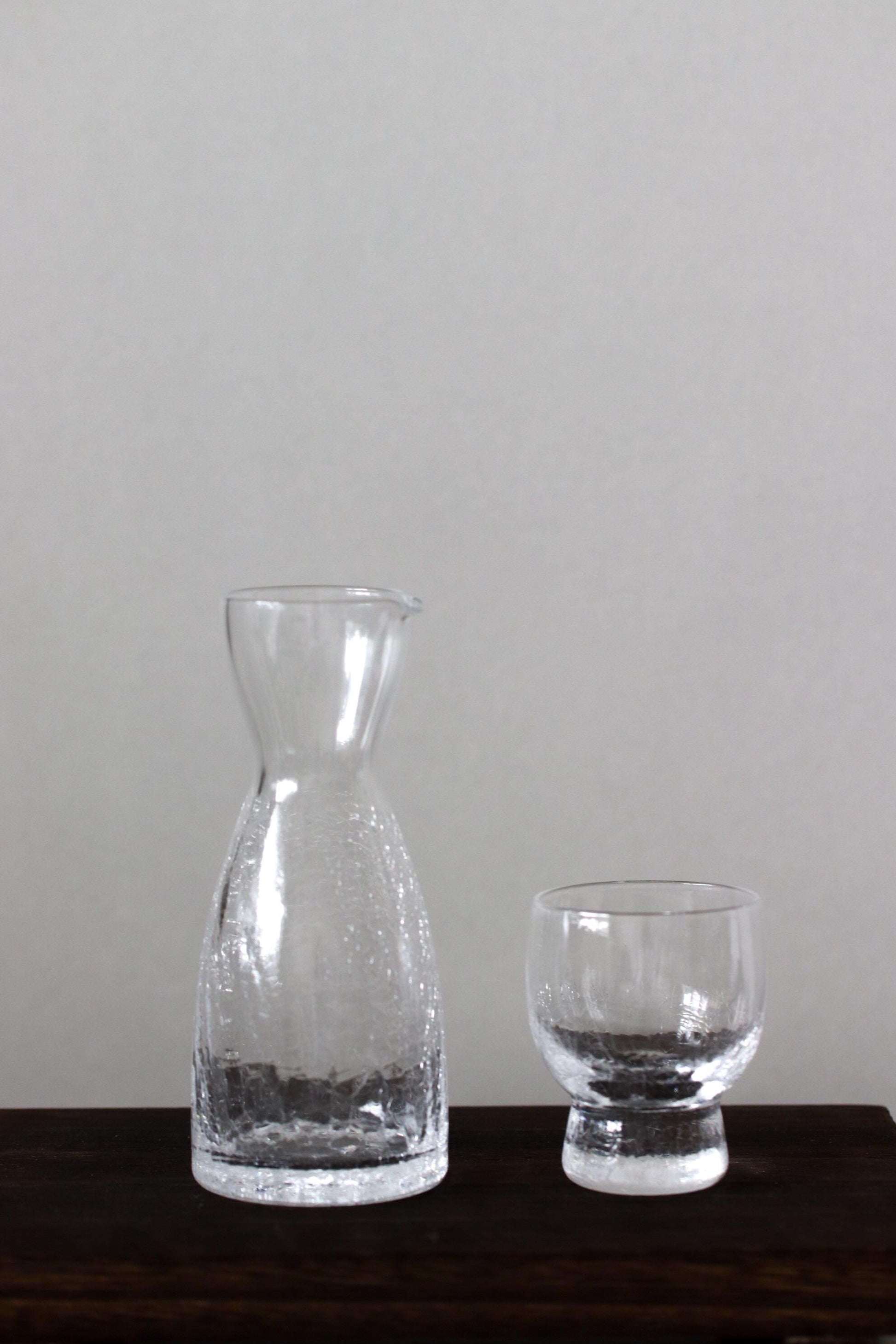 Luxury Japanese Hibi Glass Sake Set, Cracked Ice Tokkuri & Guinomi, Artisan Glassware, Elegant Cold Sake Carafe, Made in Japan