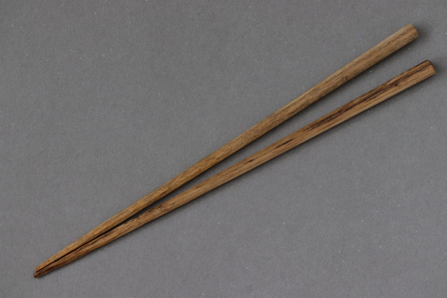 Japanese Chestnut Wood Chopsticks,Natural Beeswax Finish Hashi, Minimalist Wooden Chopsticks 23cm,Elegant Wood Grain Tableware,Made in Japan