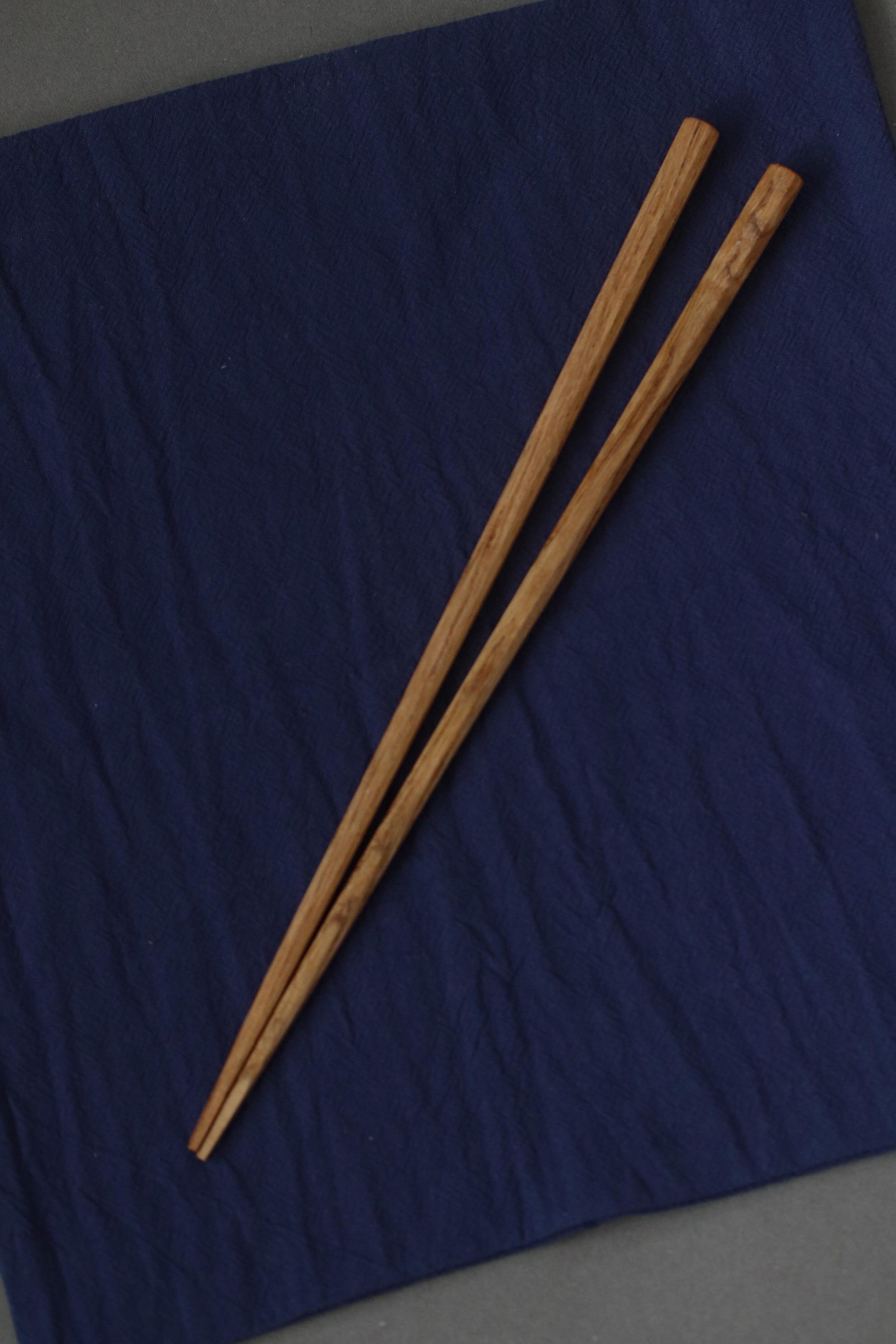 Japanese Chestnut Wood Chopsticks,Natural Beeswax Finish Hashi, Minimalist Wooden Chopsticks 23cm,Elegant Wood Grain Tableware,Made in Japan