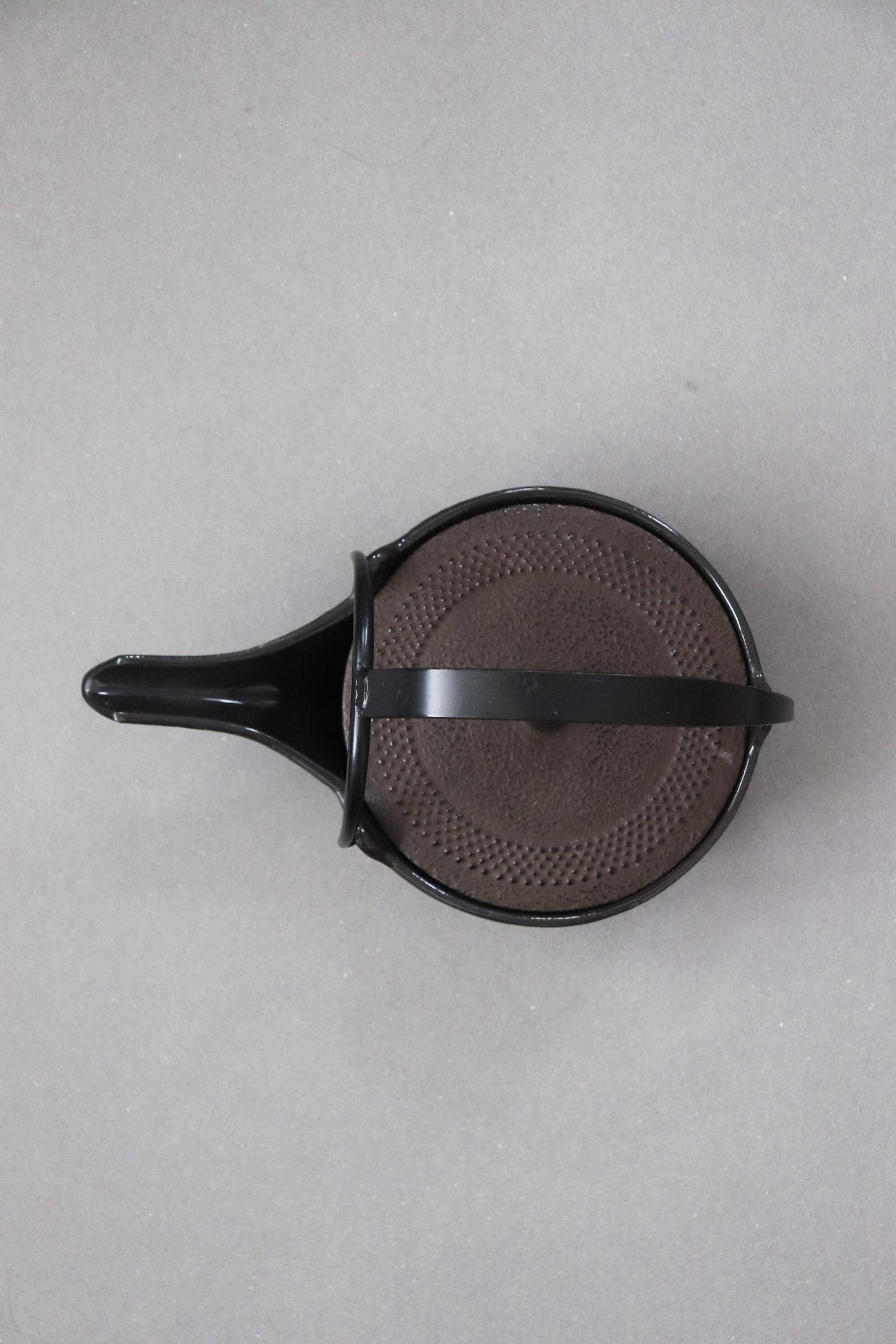 Vintage Iwachu Nambu Iron Sake Warmer, Japanese Cast Iron Tokkuri Kettle, Traditional Sake Server 250ml, Direct Flame Safe Ironware