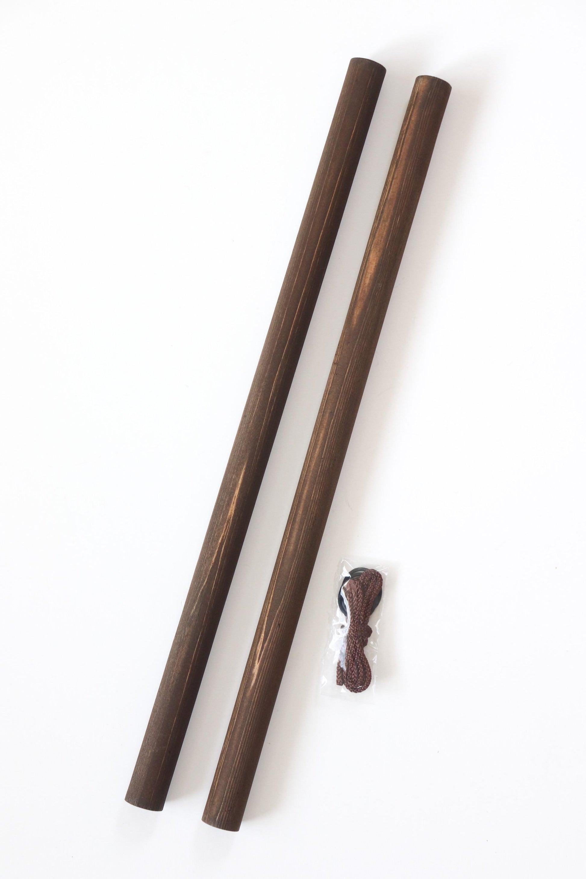 Japanese Tenugui & Hinoki Tapestry Rod Set – Fujiya Chusen Hand-Dyed Cotton Towel – Edo Revival Wall Décor