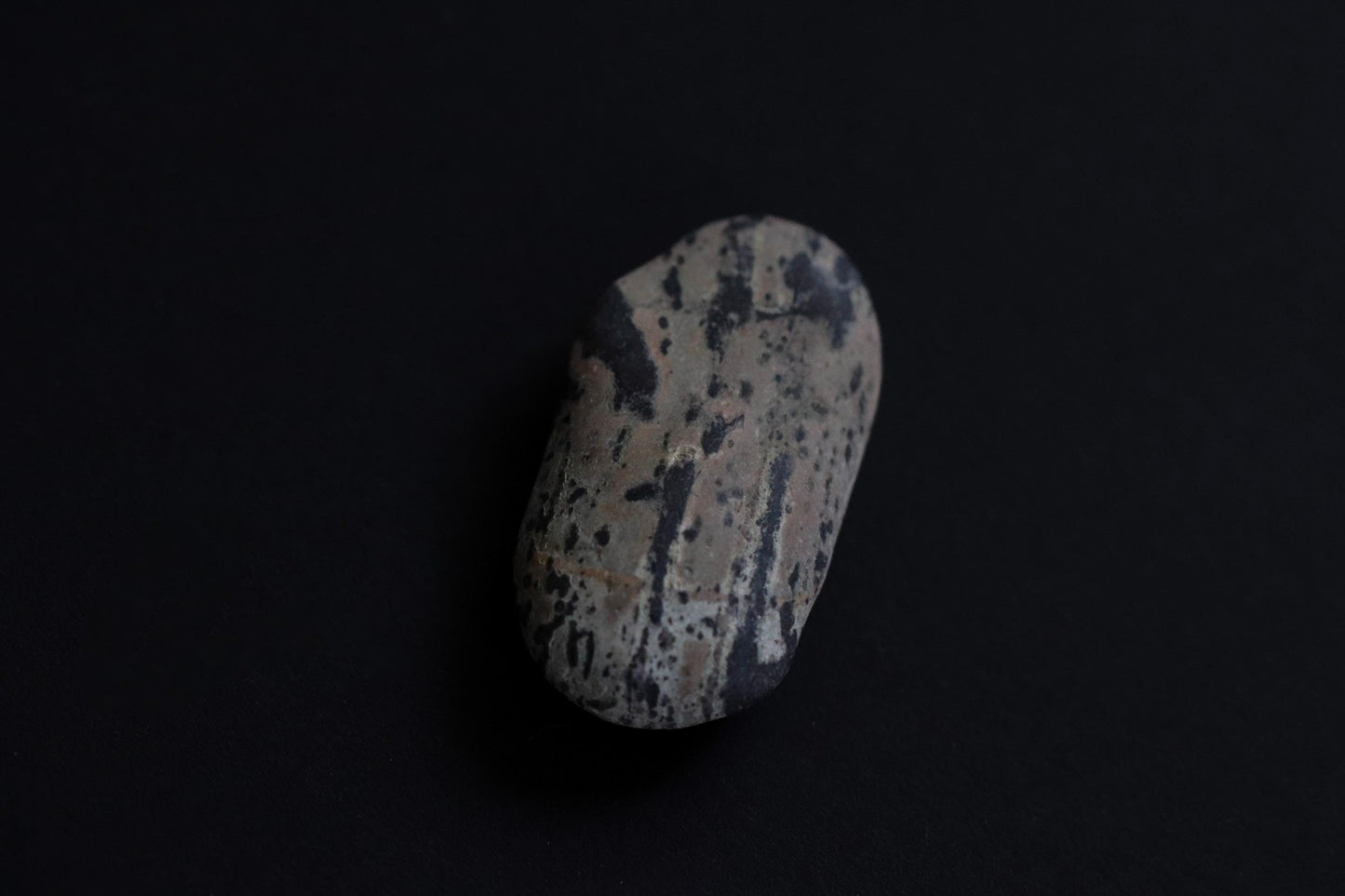 Silent Fragments — Edition 02: Brown (Daichi) | Art of Time Tsugaru Stones & Ancient Manuscripts | Set of 5 Hand-Selected Japanese Stones
