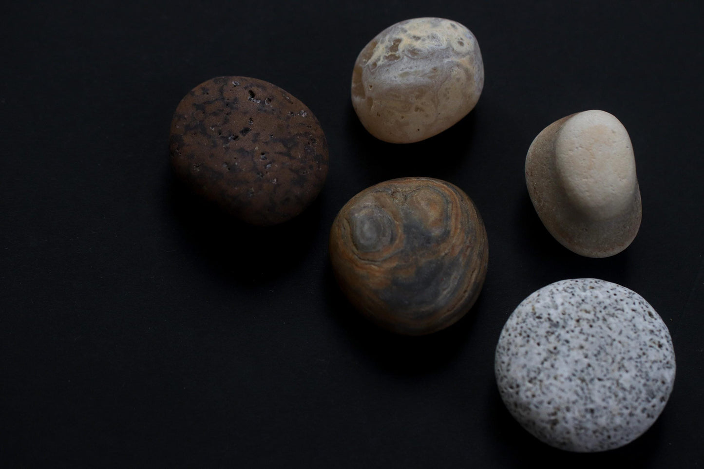 Silent Fragments — Edition 02: Brown (Daichi) | Art of Time Tsugaru Stones & Ancient Manuscripts | Set of 5 Hand-Selected Japanese Stones