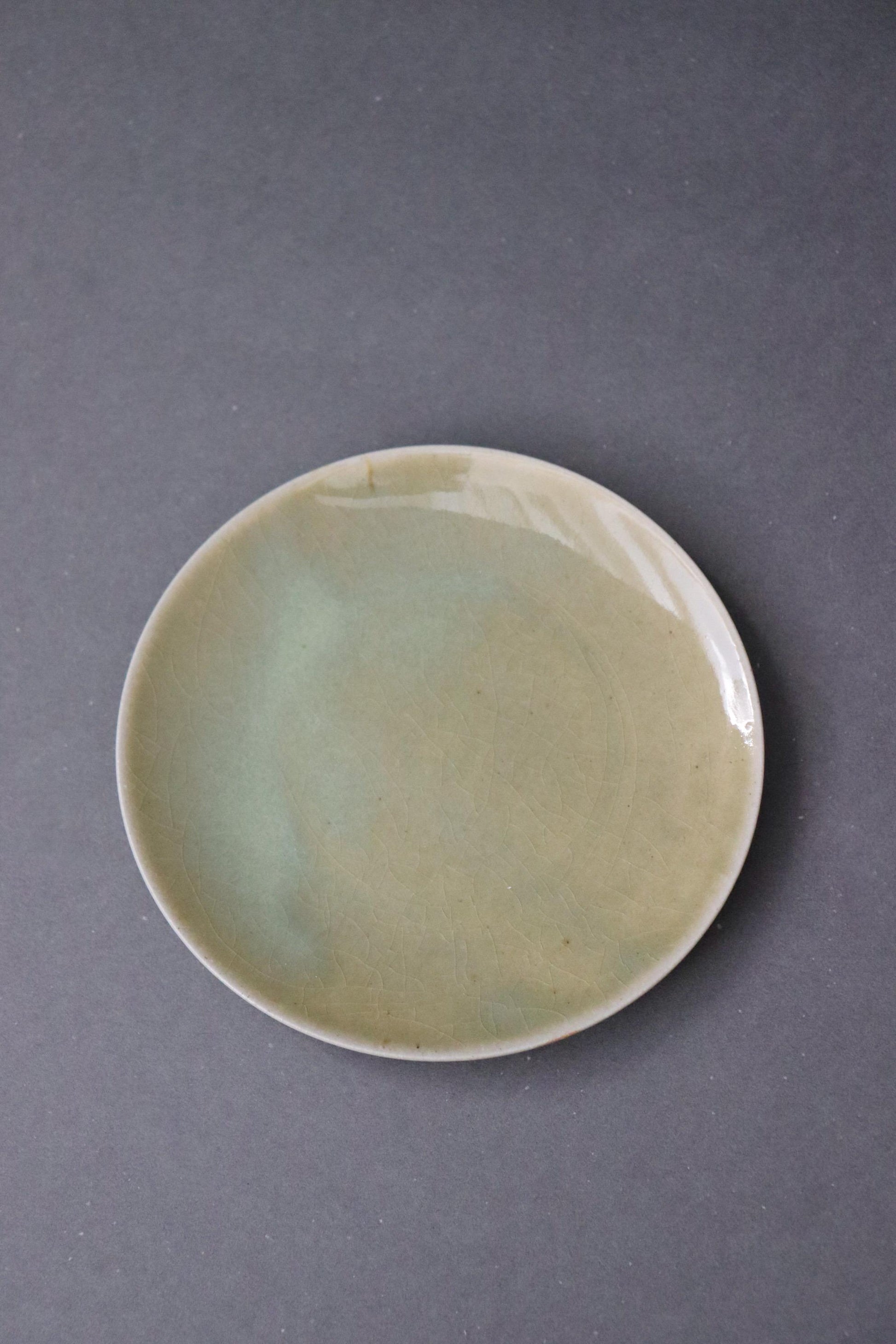 TOU Basic 4.5 Sun Plate 13.5cm, Japanese Small Flat Plate, Shigaraki Clay Stoneware, Minimal Side Plate, Dessert Plate, Handmade Japan