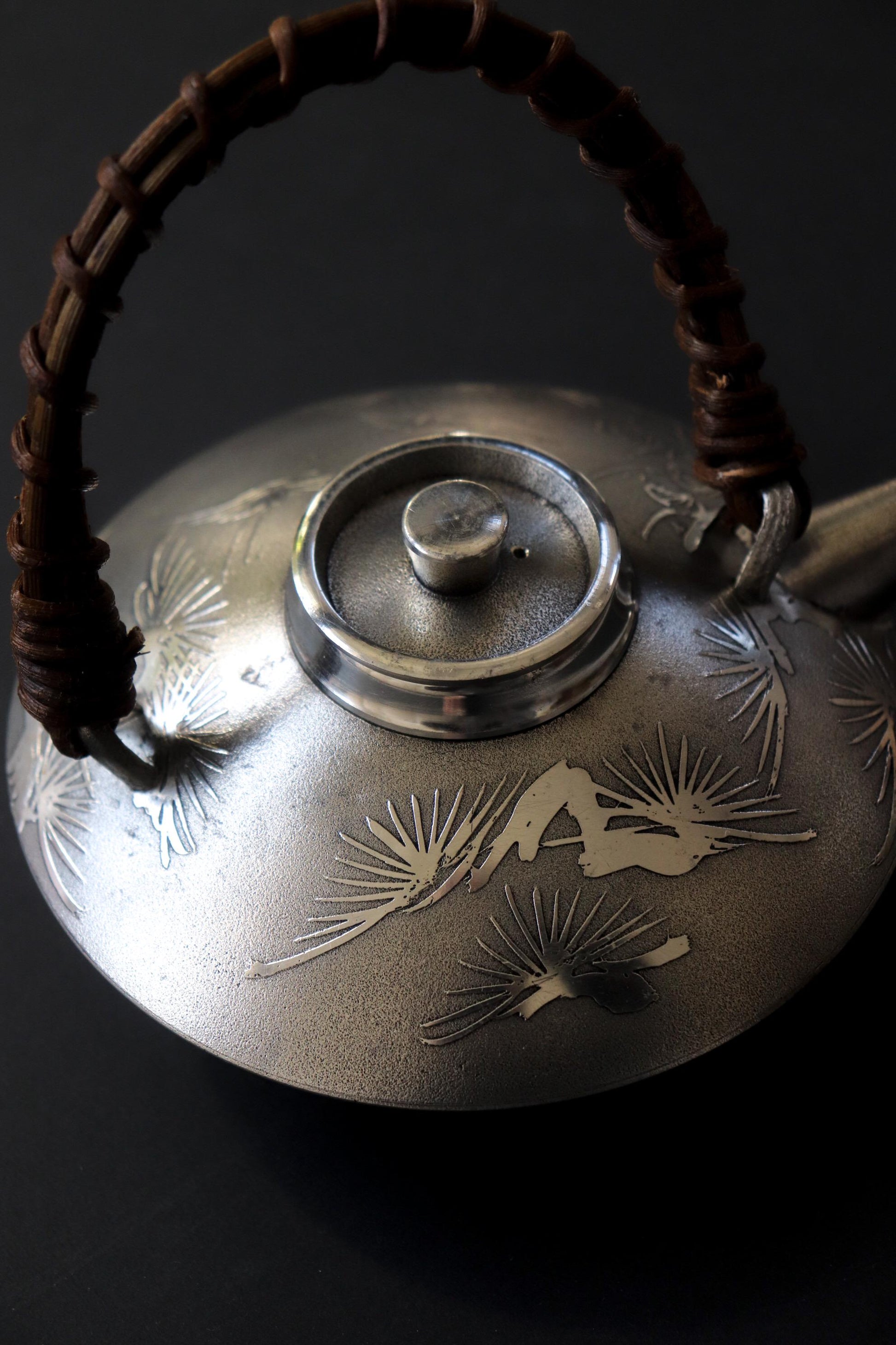 Vintage Satsuma Pewter Sake Set Iwakiri Japan |Japanese Tin Chiyoka Tokkuri & Ochoko Cups | Traditional Japanese Sake Ware|Wabi Sabi Barware