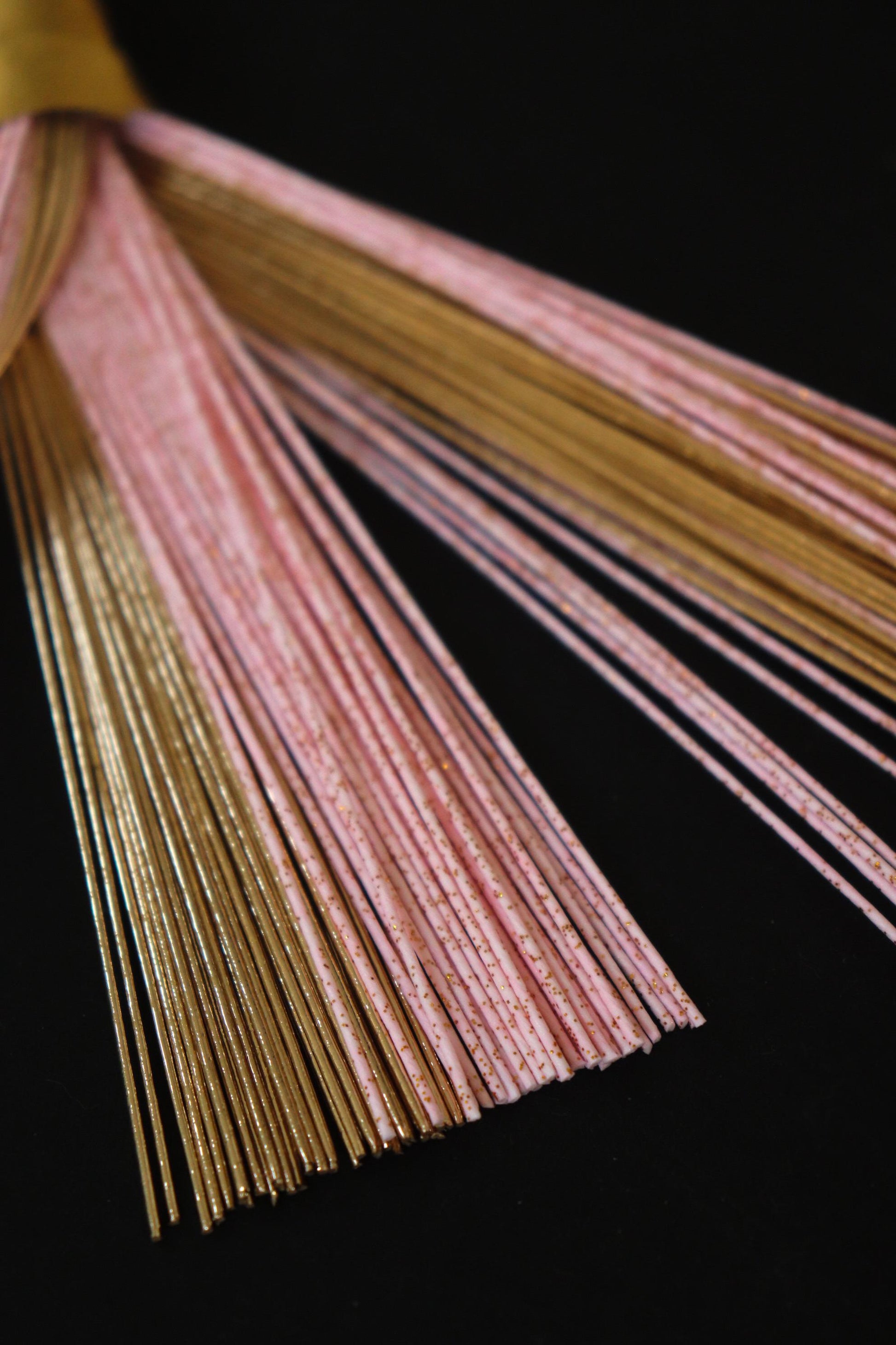 Japanese Mizuhiki Decoration – Peach & Gold Spring Knot Ornament, Traditional Washi Paper Cord, Handmade Craft Accent, Made in Japan