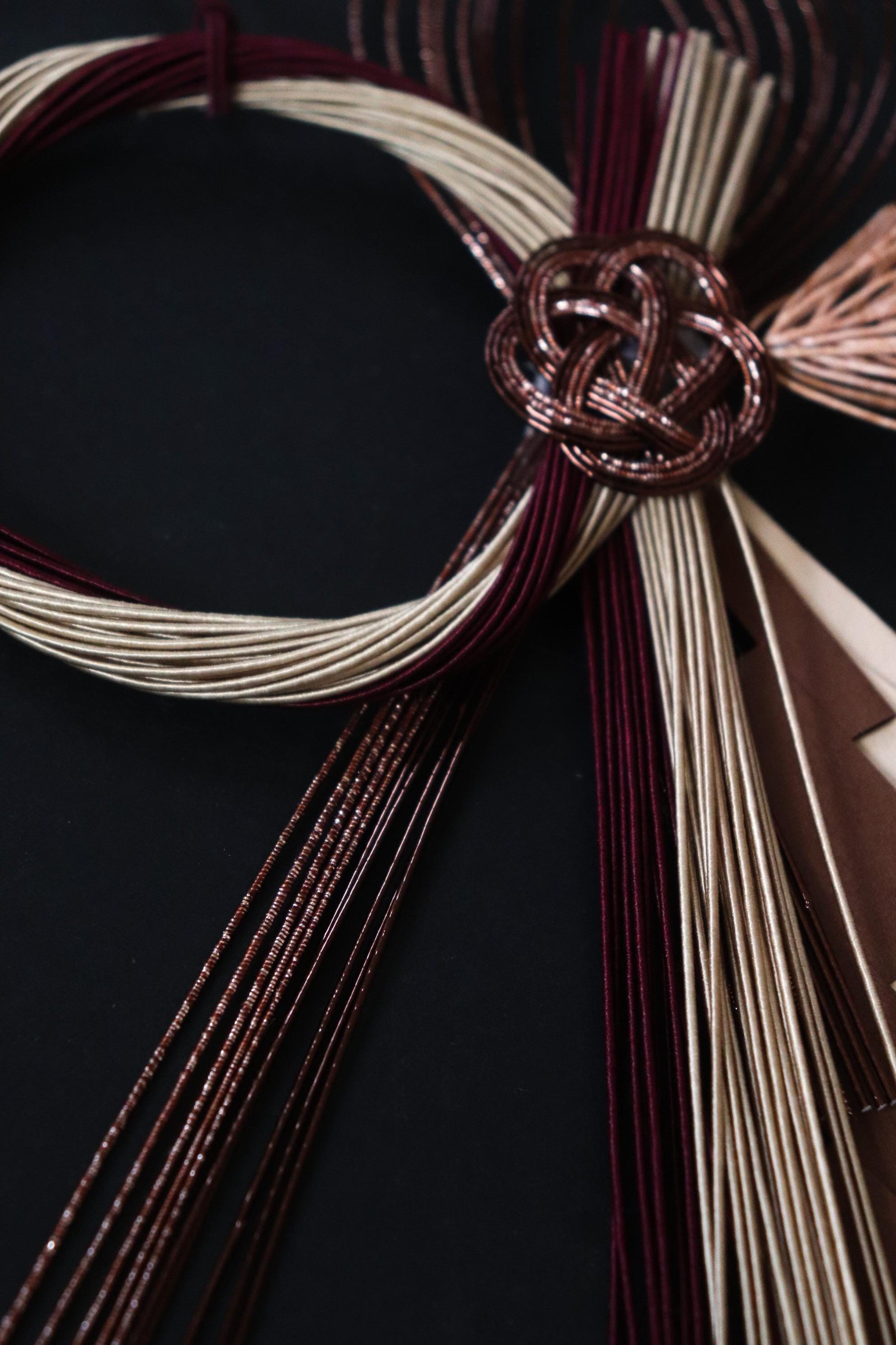 Japanese Mizuhiki Shimekazari – Handmade Knot Decoration, Traditional Washi Paper Ornament, New Year / Minimalist Wall Decor, Made in Japan