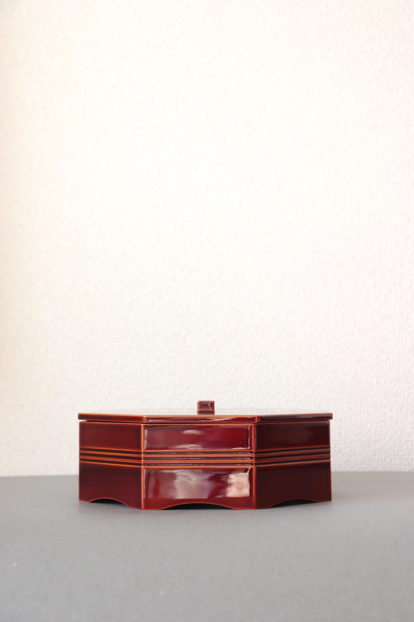 Japanese Lacquer Box Hida Takayama Shunkei-nuri Vintage Red Urushi Wagashi Container Decorative Box