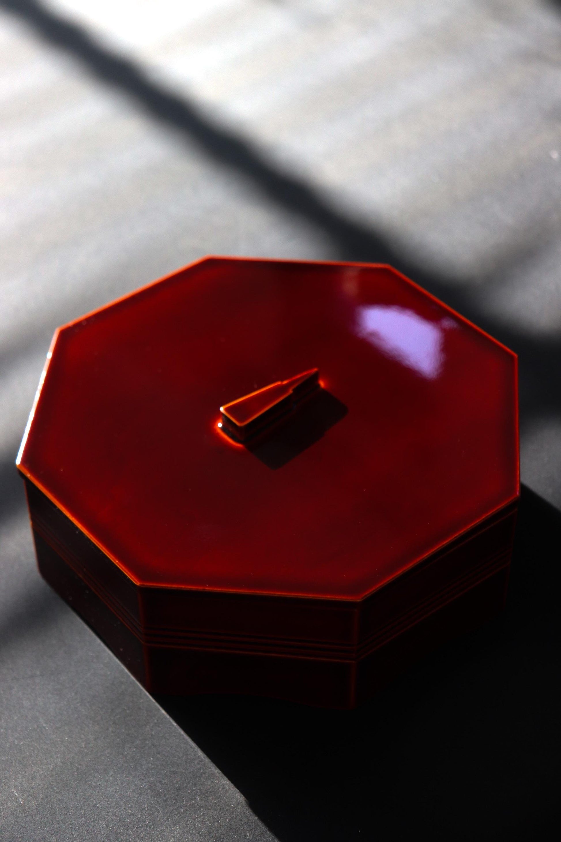 Japanese Lacquer Box Hida Takayama Shunkei-nuri Vintage Red Urushi Wagashi Container Decorative Box