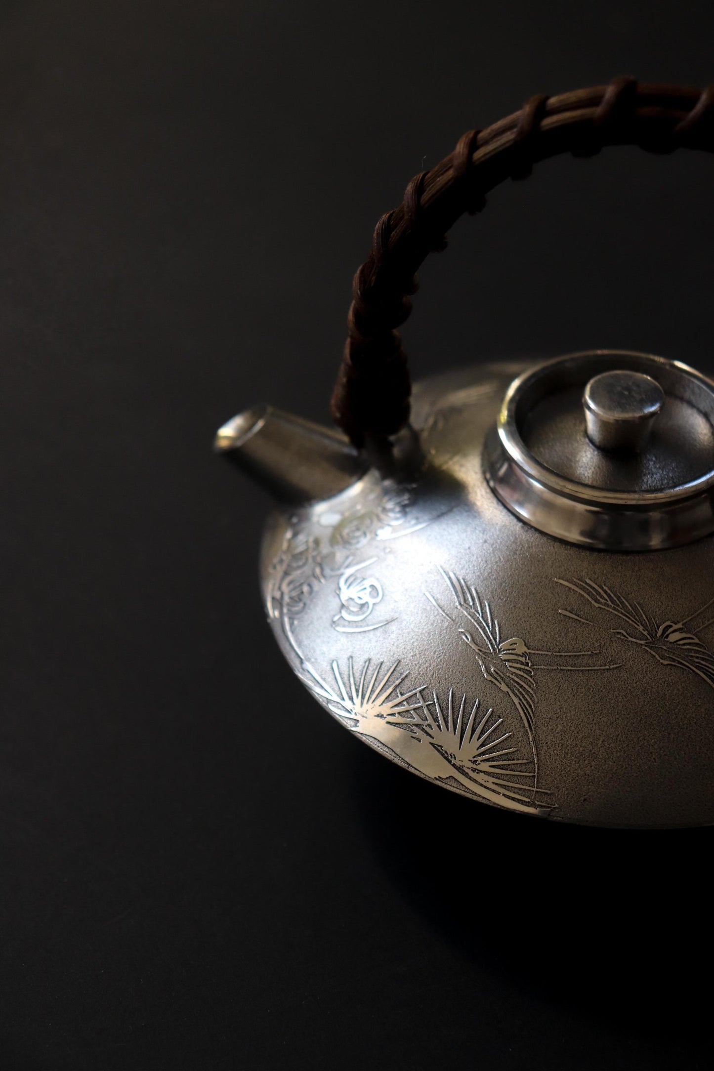 Vintage Satsuma Pewter Sake Set Iwakiri Japan |Japanese Tin Chiyoka Tokkuri & Ochoko Cups | Traditional Japanese Sake Ware|Wabi Sabi Barware