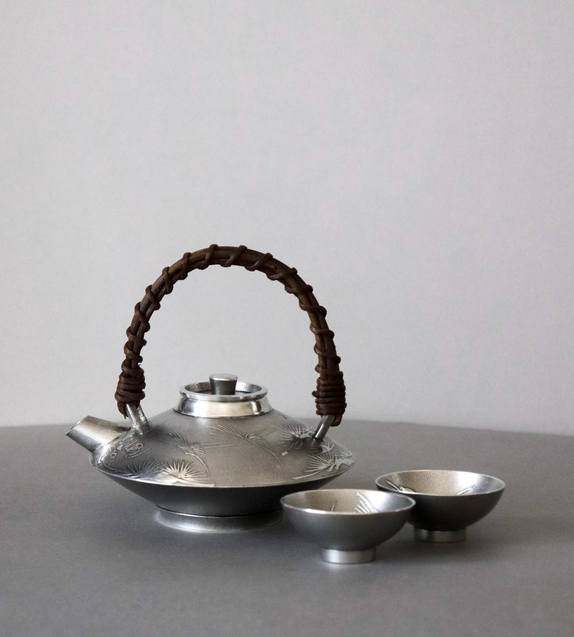 Vintage Satsuma Pewter Sake Set Iwakiri Japan |Japanese Tin Chiyoka Tokkuri & Ochoko Cups | Traditional Japanese Sake Ware|Wabi Sabi Barware