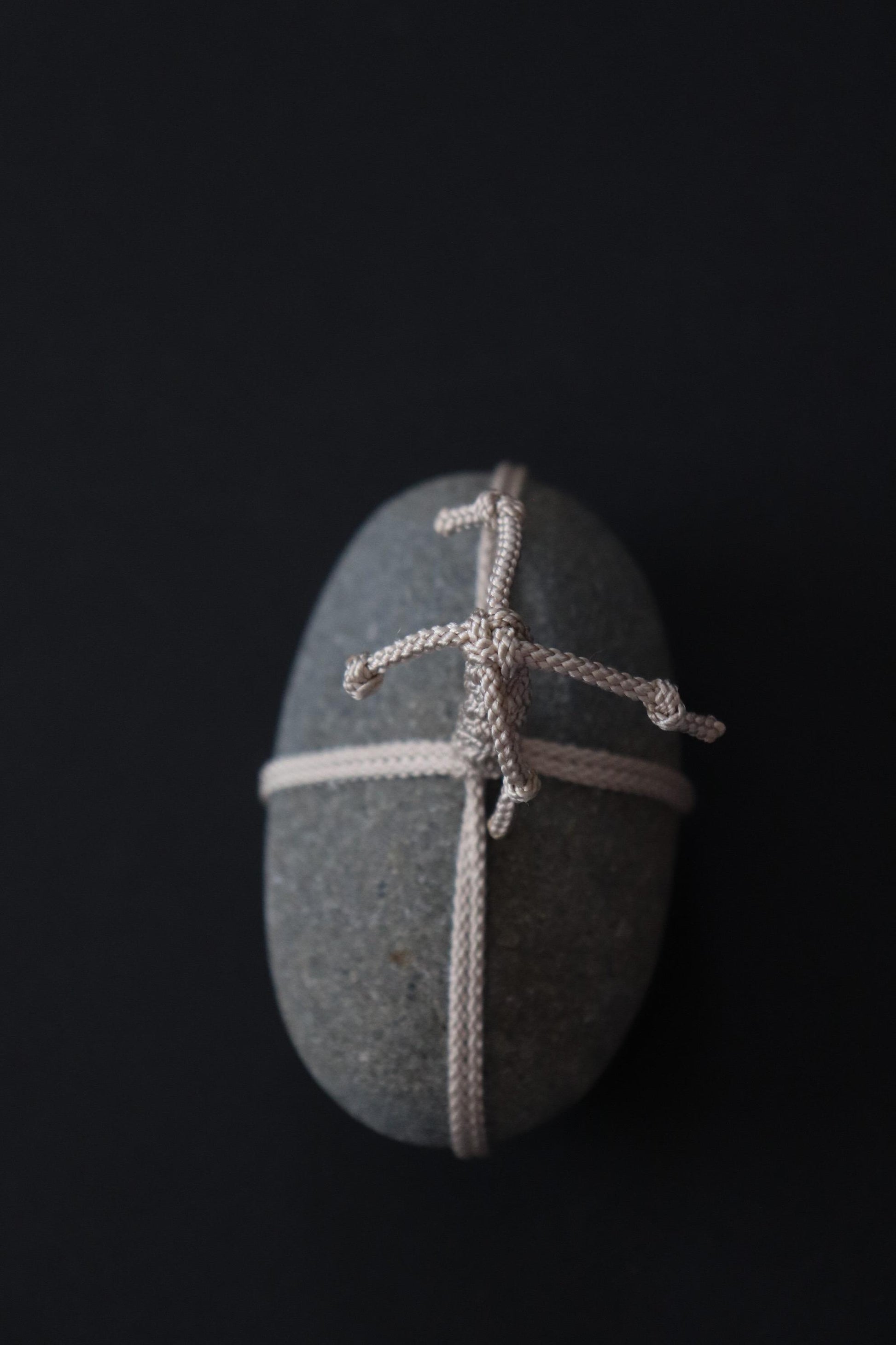 Sekimori Ishi Stone Japanese Garden Marker Edo Braided Cord Niigata Stone Zen Decor Wabi Sabi Object Minimal Sculpture