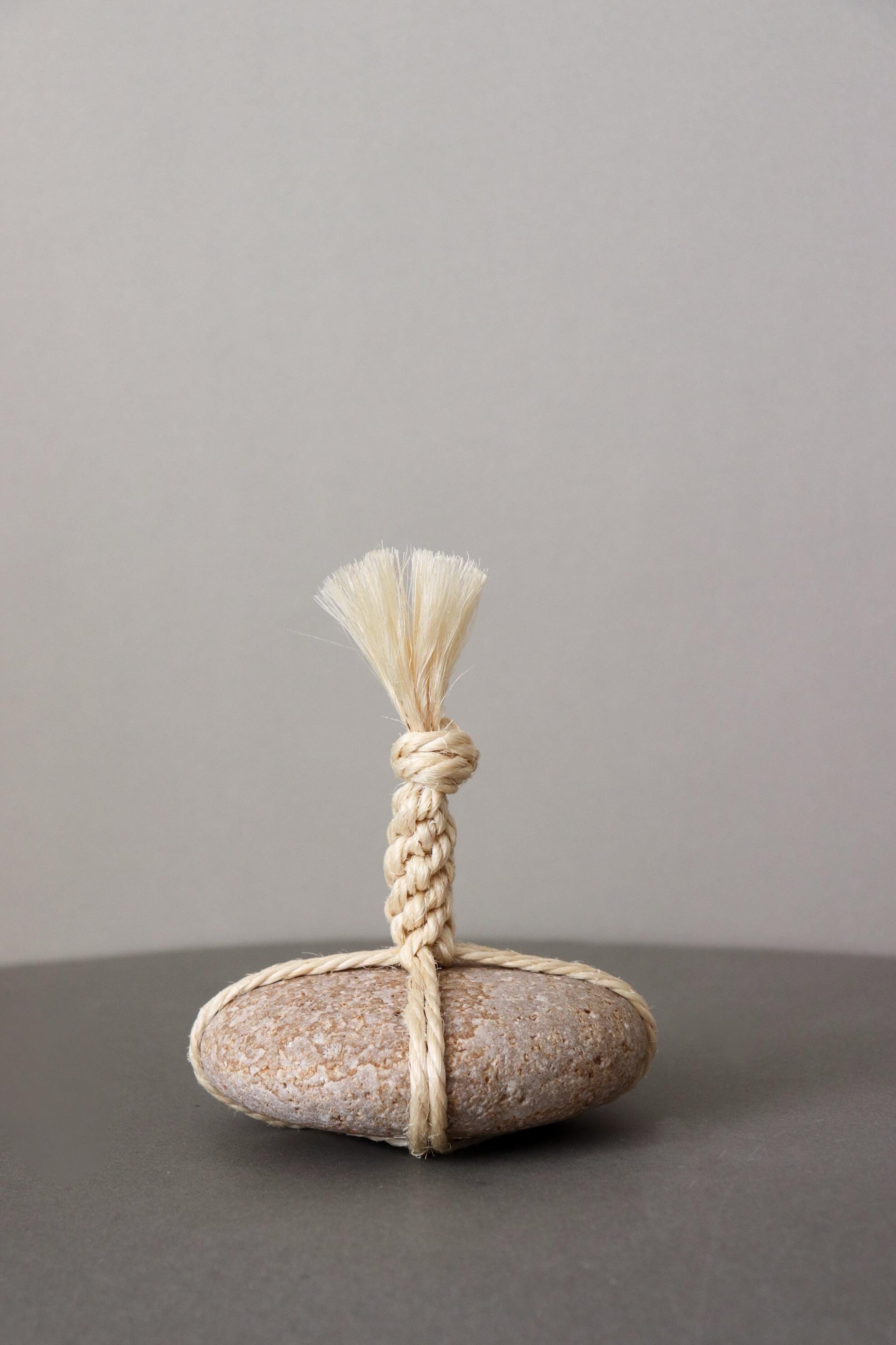 Sekimori Ishi – Himekawa Yakuseki Guardian Stone with Sisal Rope | Japanese Zen Boundary Object | Natural Stone Decor