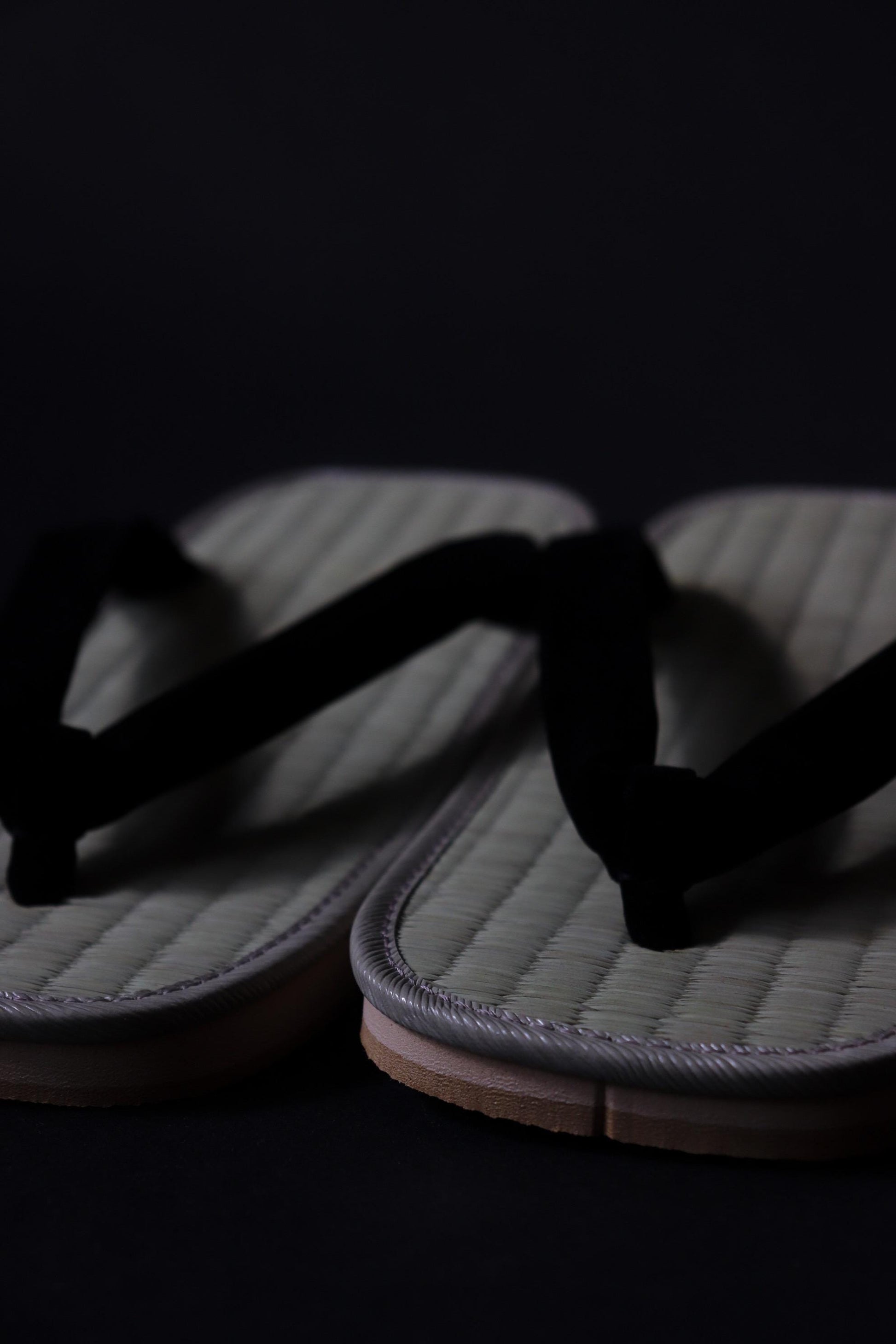 Hand made Igusa Tatami Sandals Japanese Setta Natural Rush Grass Flip Flops Zen Indoor Outdoor Slippers Wabi Sabi Footwear