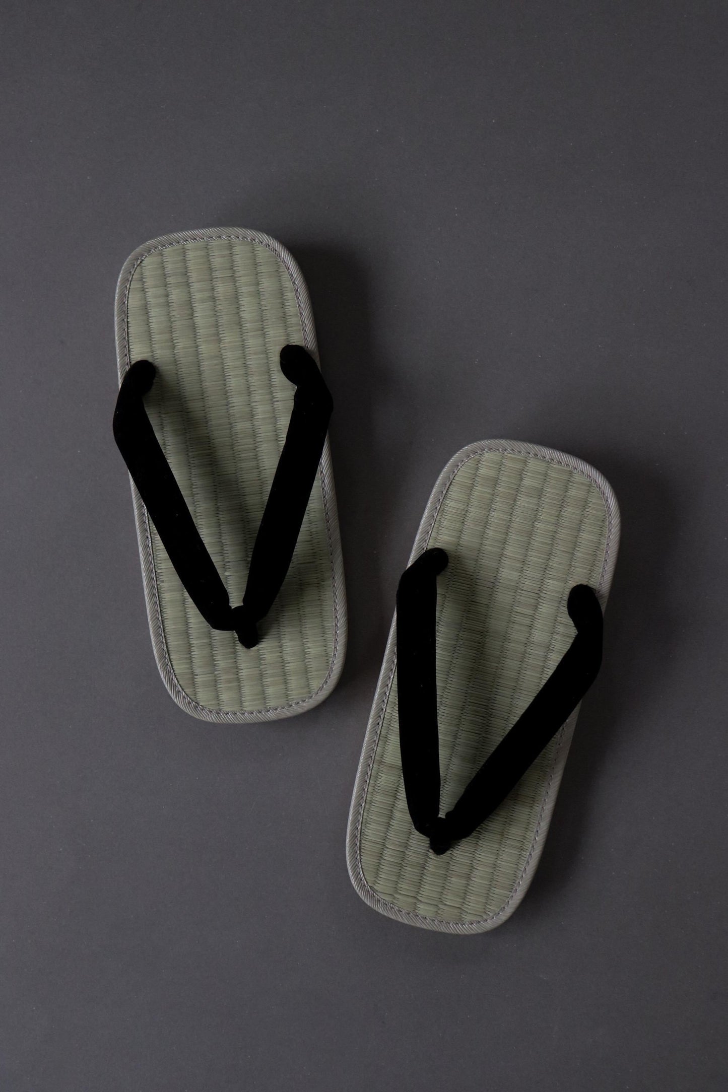 Hand made Igusa Tatami Sandals Japanese Setta Natural Rush Grass Flip Flops Zen Indoor Outdoor Slippers Wabi Sabi Footwear