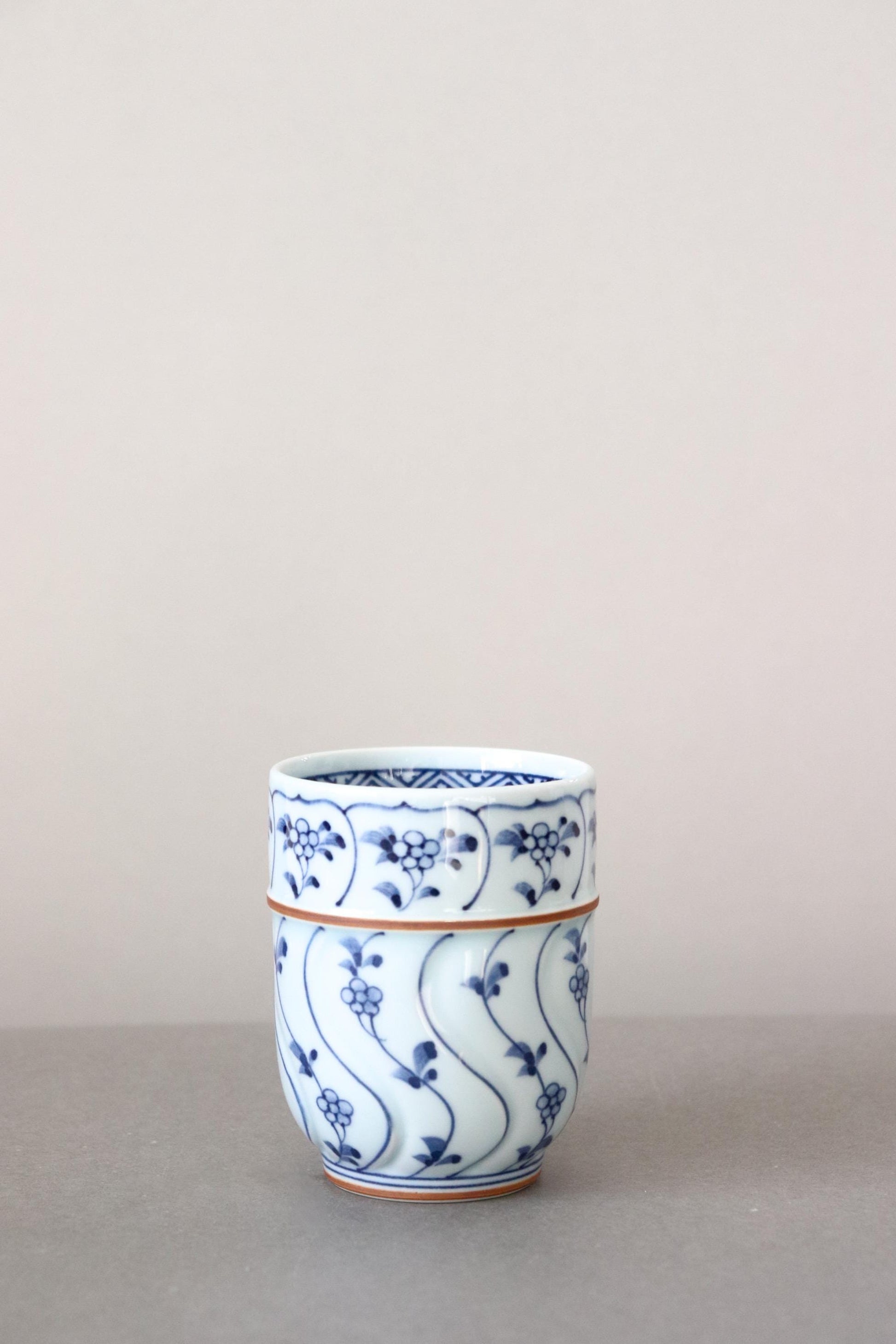 Hasami Porcelain Teacup / Japanese Yunomi Cup / Blue & White Floral Design / Everyday Tea Cup (200ml)