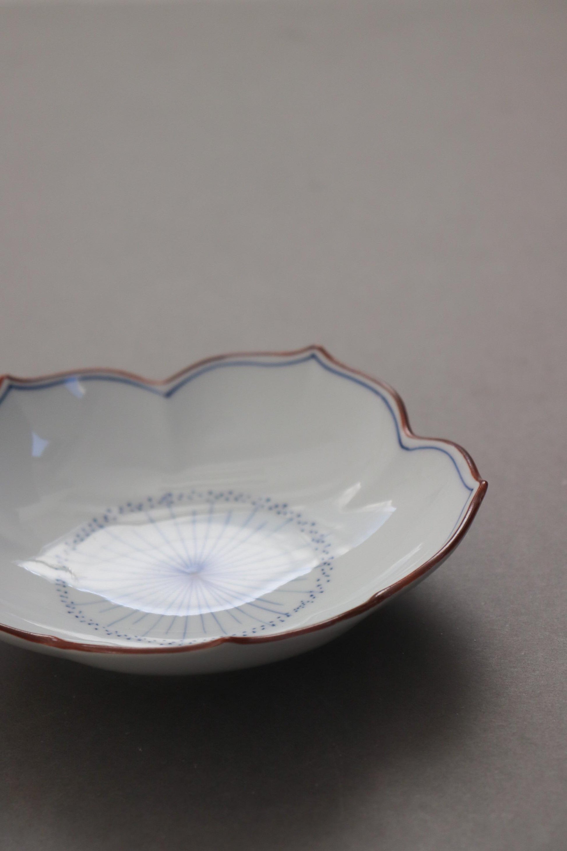 Hasami Ware Kikyo Plate, Japanese Small Dish, Hand Painted Porcelain Plate, Floral Shape Plate, Minimalist Tableware, Side Dish Plate Japan