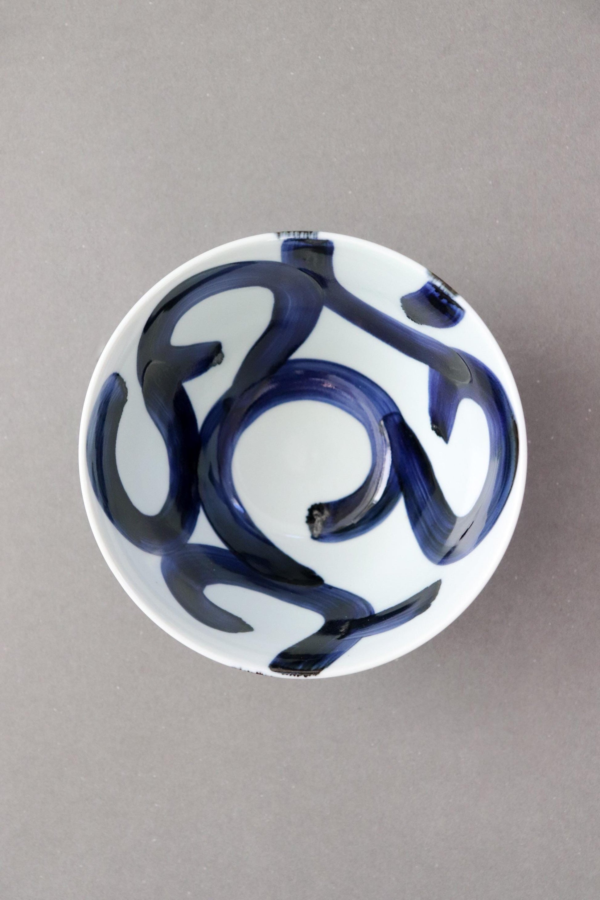 Hasami Ware Donburi Bowl, Japanese Ceramic Bowl, Hand Painted Karakusa Pattern, Blue and White Bowl, Udon Soba Rice Bowl, Made in Japan
