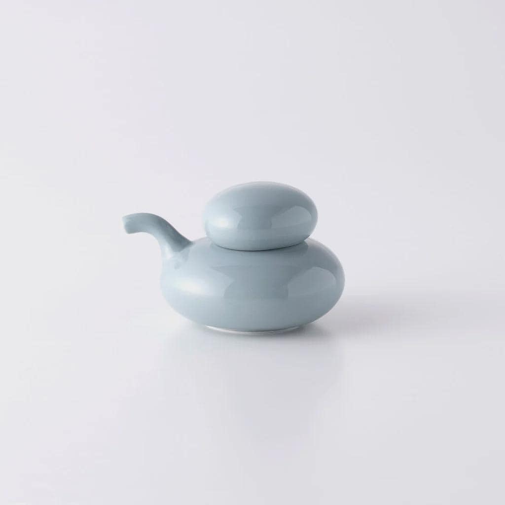 Hakusan Porcelain Soy Sauce Dispenser, Hasami Ware Ishikoro Series, Japanese Soy Sauce Bottle, Minimal Ceramic Cruet, Made in Japan