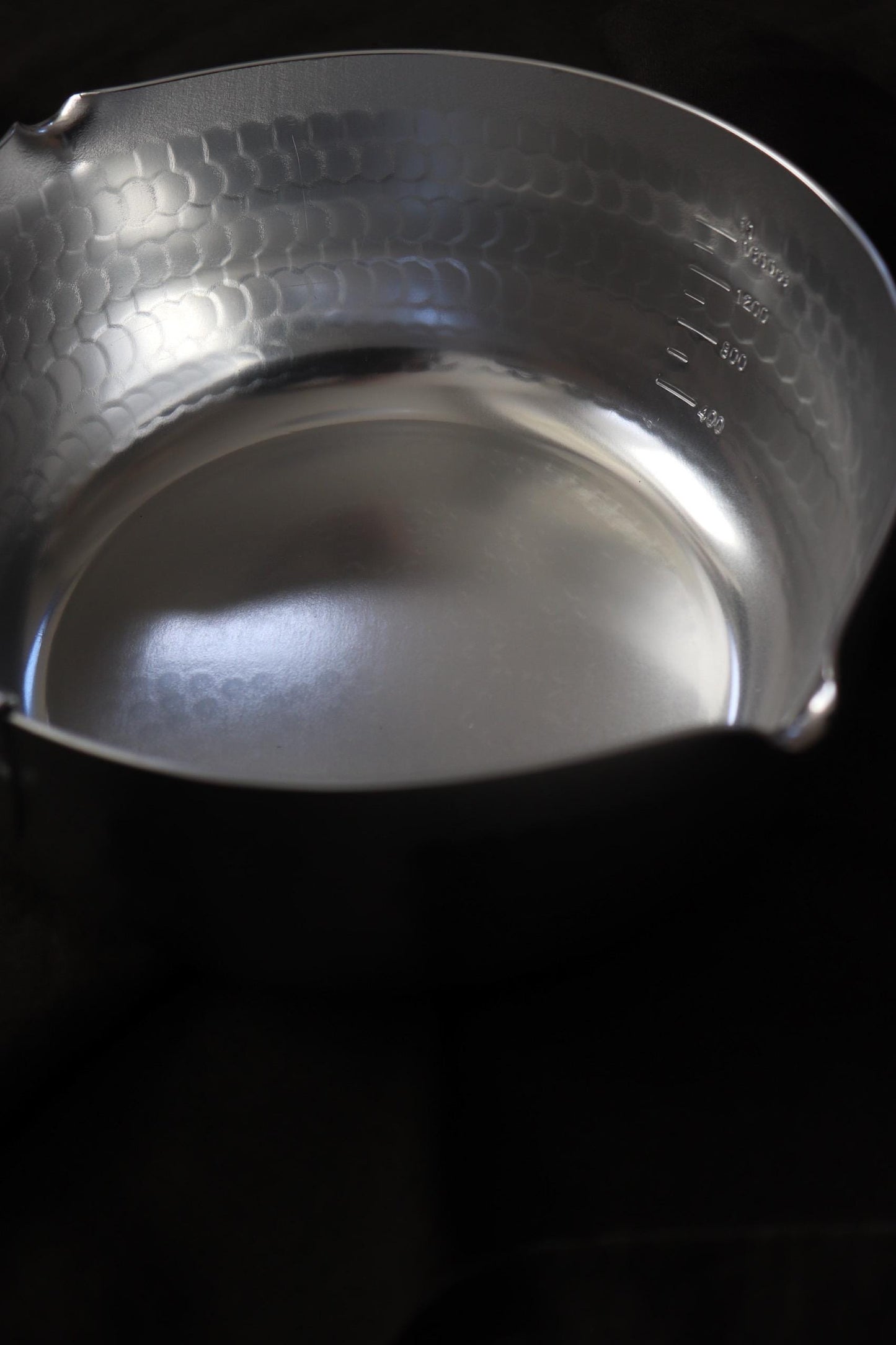 Japanese Yukihira Saucepan 20cm IH Compatible, Aluminum Hammered Pot, Traditional Japanese Cooking Pan, Made in Japan Kitchen Tool