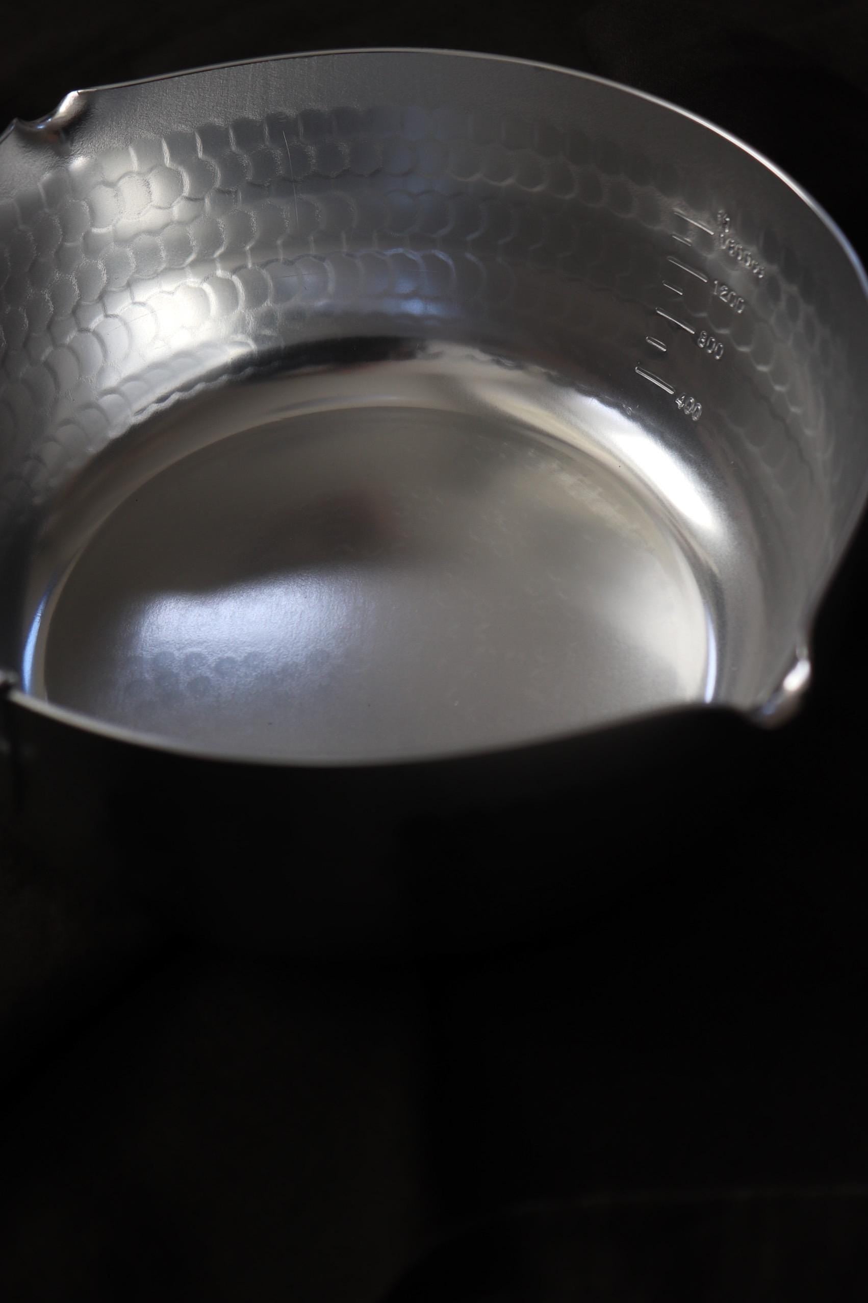 Japanese Yukihira Saucepan 20cm IH Compatible, Aluminum Hammered Pot, Traditional Japanese Cooking Pan, Made in Japan Kitchen Tool