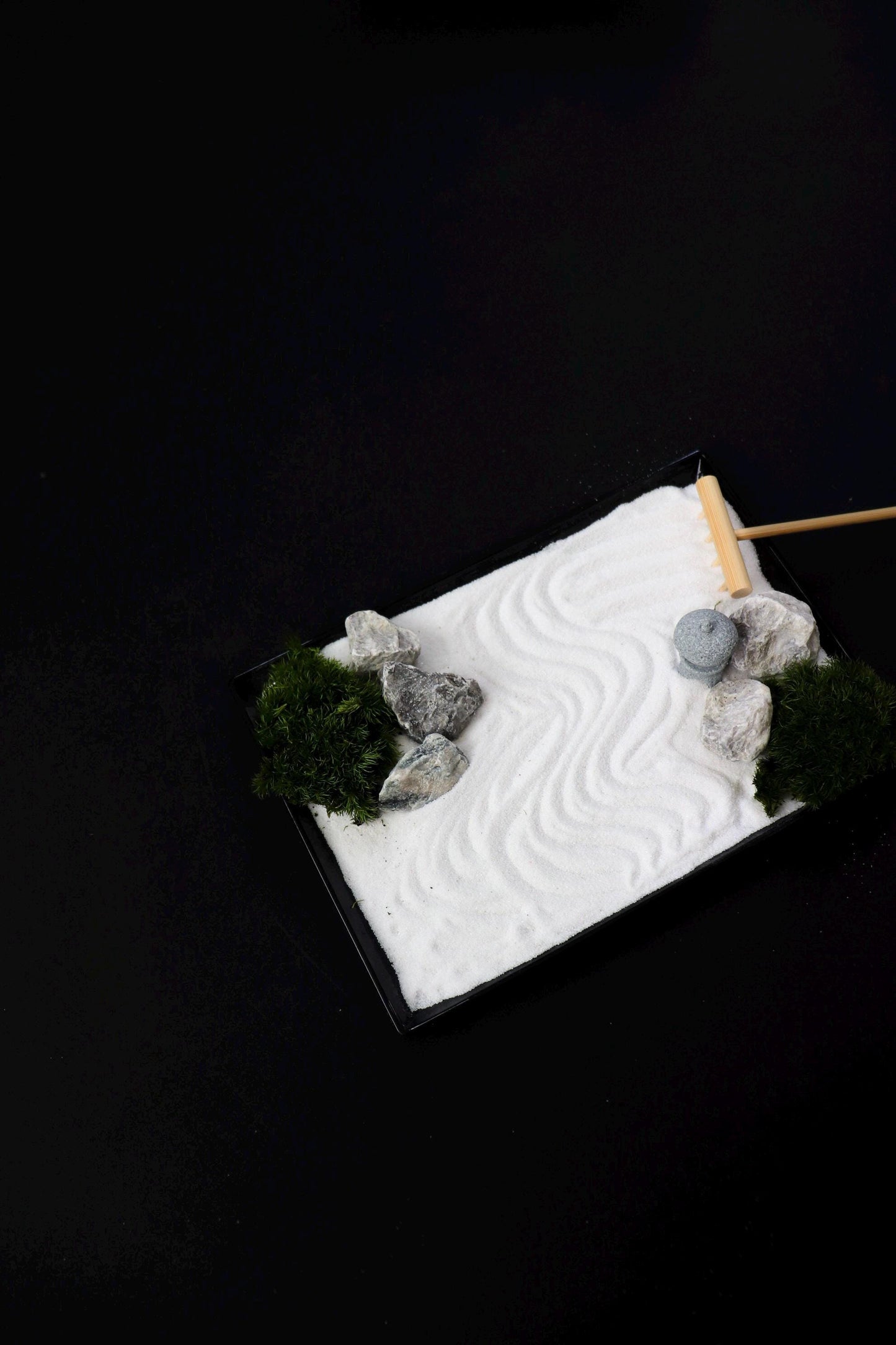 Japanese Zen Garden Kit, Mini Karesansui Set with Moss and Lantern, Desk Zen Garden, Meditation Decor, DIY Japanese Garden