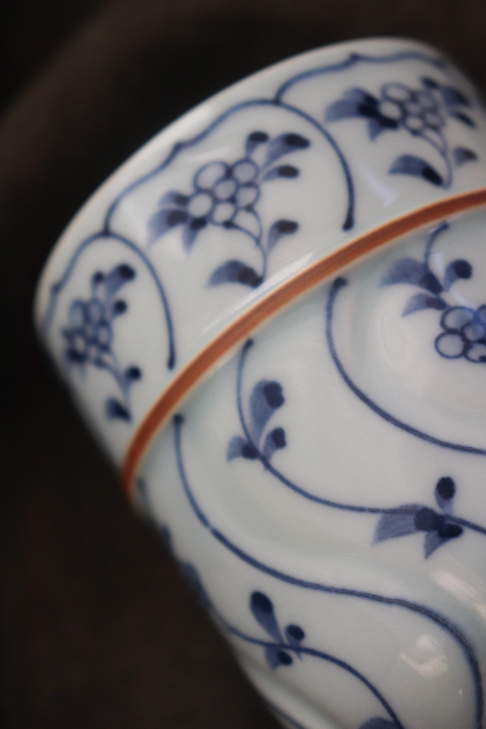 Hasami Porcelain Teacup / Japanese Yunomi Cup / Blue & White Floral Design / Everyday Tea Cup (200ml)