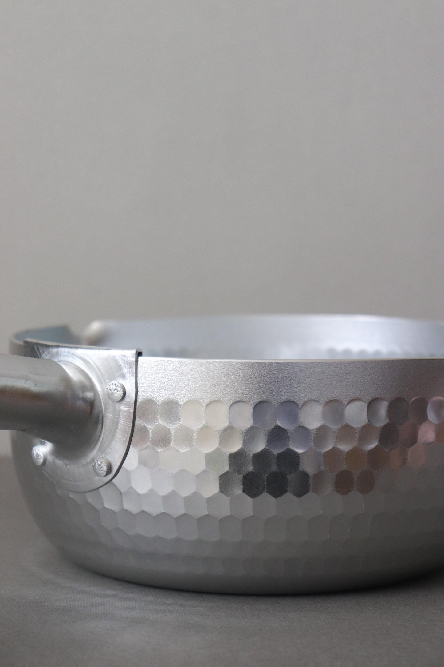 Japanese Yukihira Saucepan 20cm IH Compatible, Aluminum Hammered Pot, Traditional Japanese Cooking Pan, Made in Japan Kitchen Tool