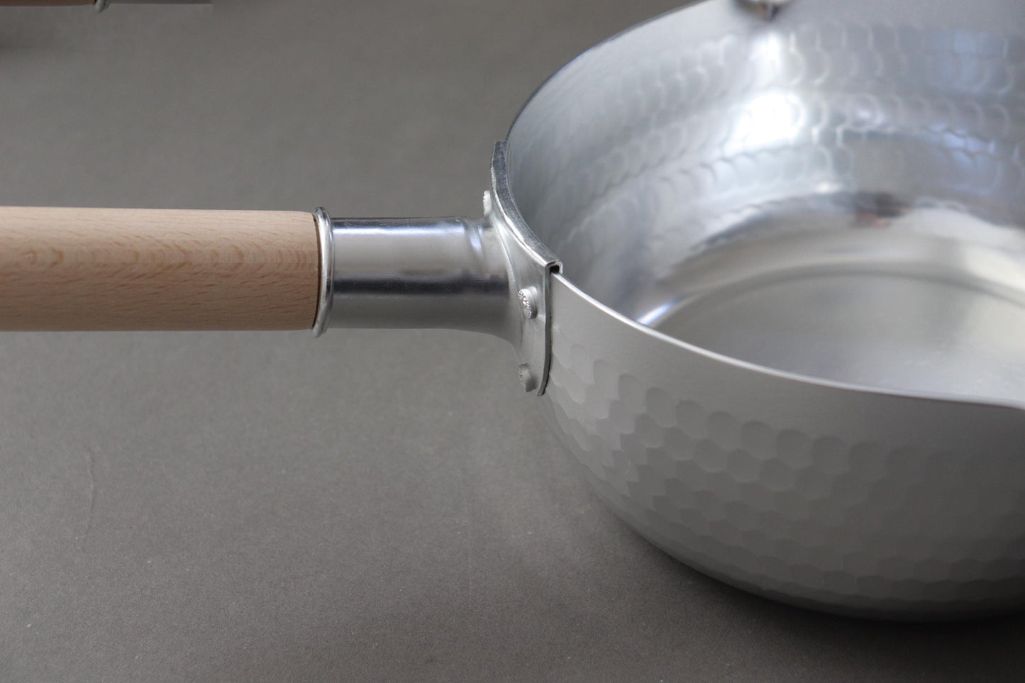 Japanese Yukihira Saucepan 20cm IH Compatible, Aluminum Hammered Pot, Traditional Japanese Cooking Pan, Made in Japan Kitchen Tool