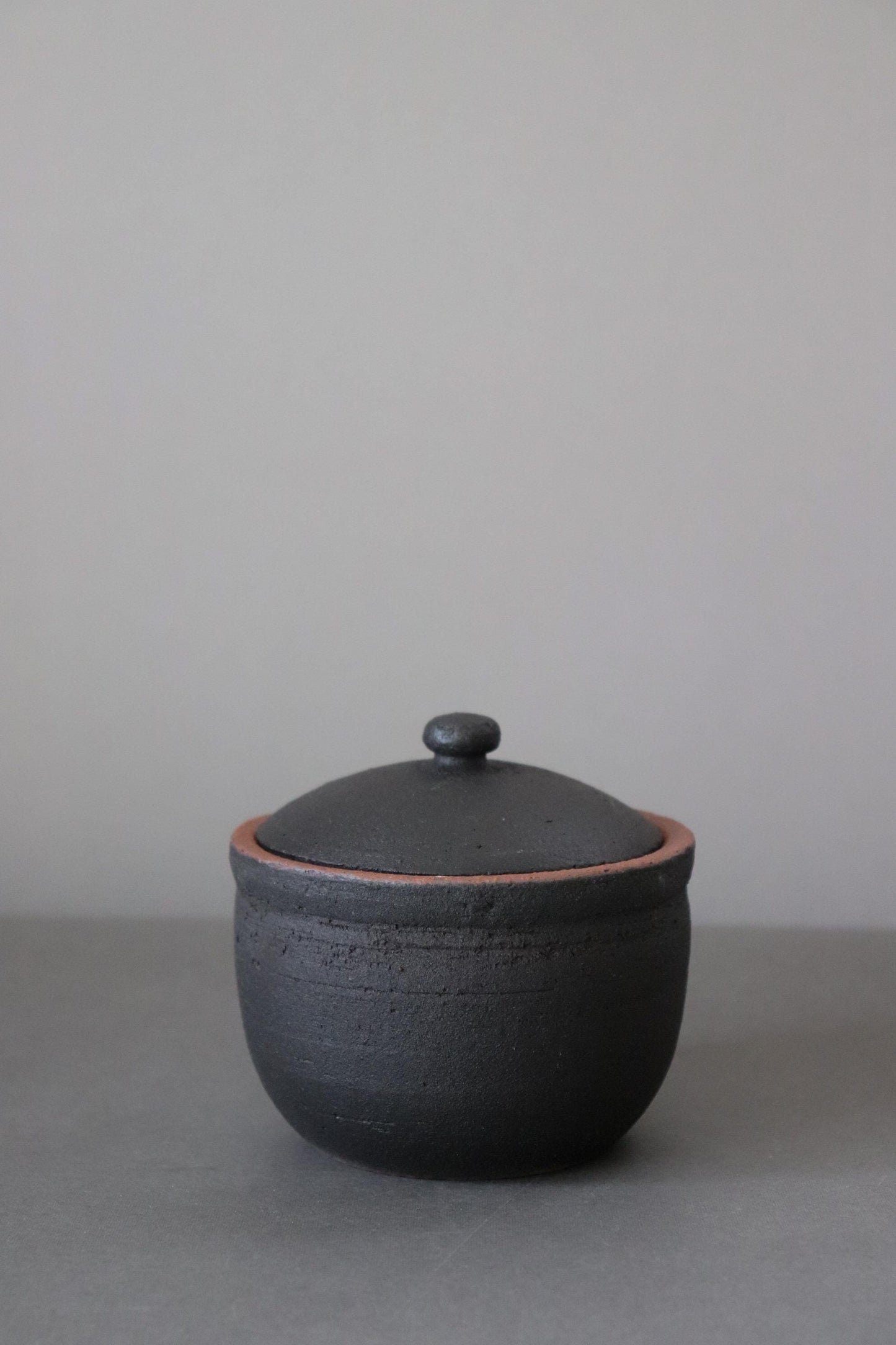 Japanese Shigaraki Salt Jar with Lid – Breathable Ceramic Salt Cellar for Moisture Control – Handmade Pottery Kitchen Storage