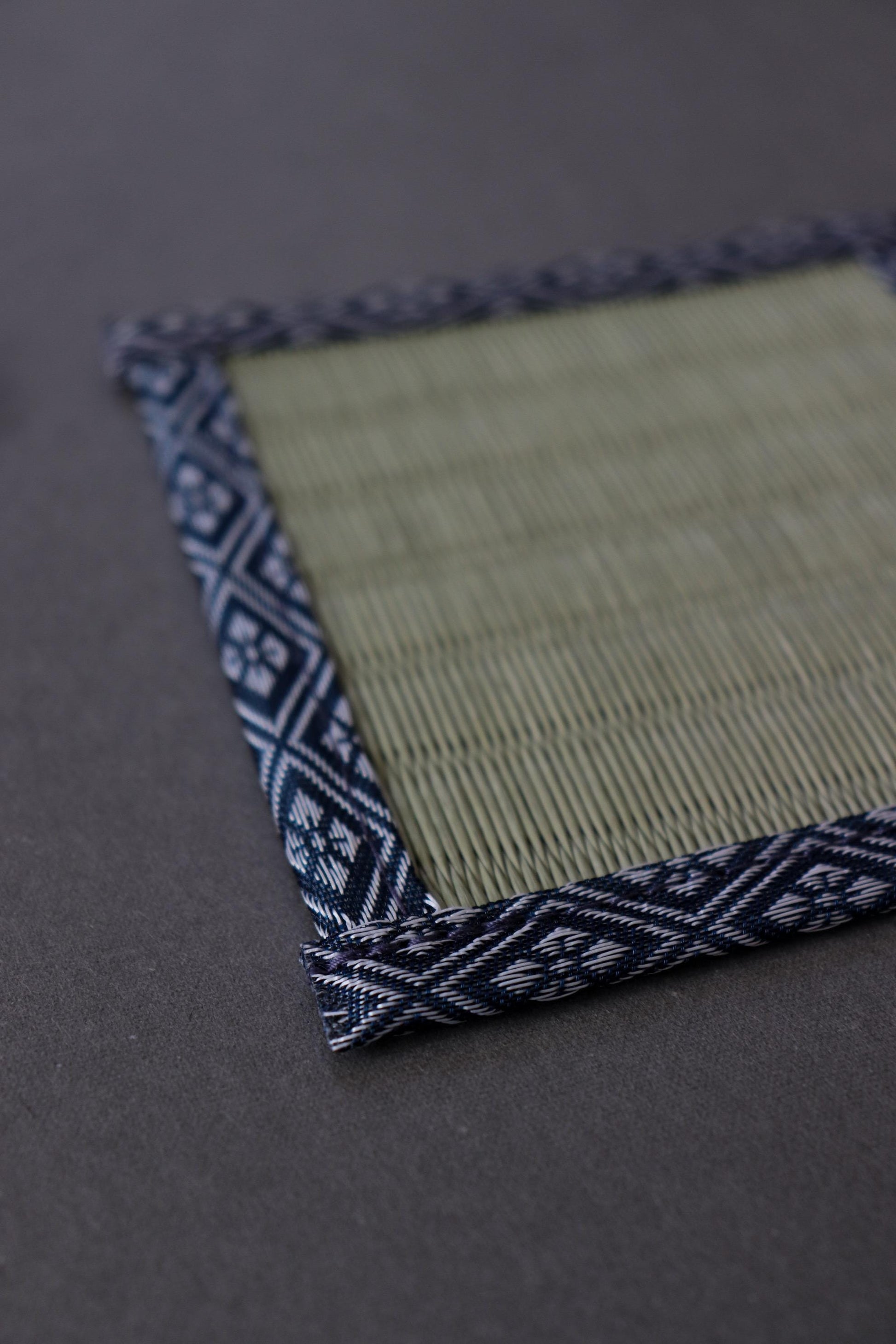 Japanese Tatami Coaster – Modern Washable Tatami Mat Drink Coaster – Minimal Japanese Tea Table Decor